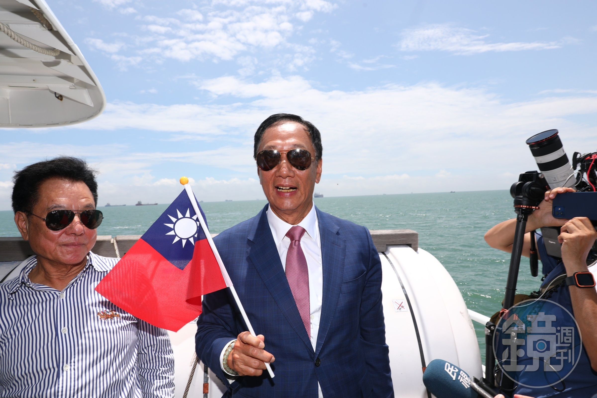 鴻海集團創辦人郭台銘今持續走訪金門，也對中共喊話：「台灣人民絕對不主動挑起戰爭，但也絕對不可能怯戰！」