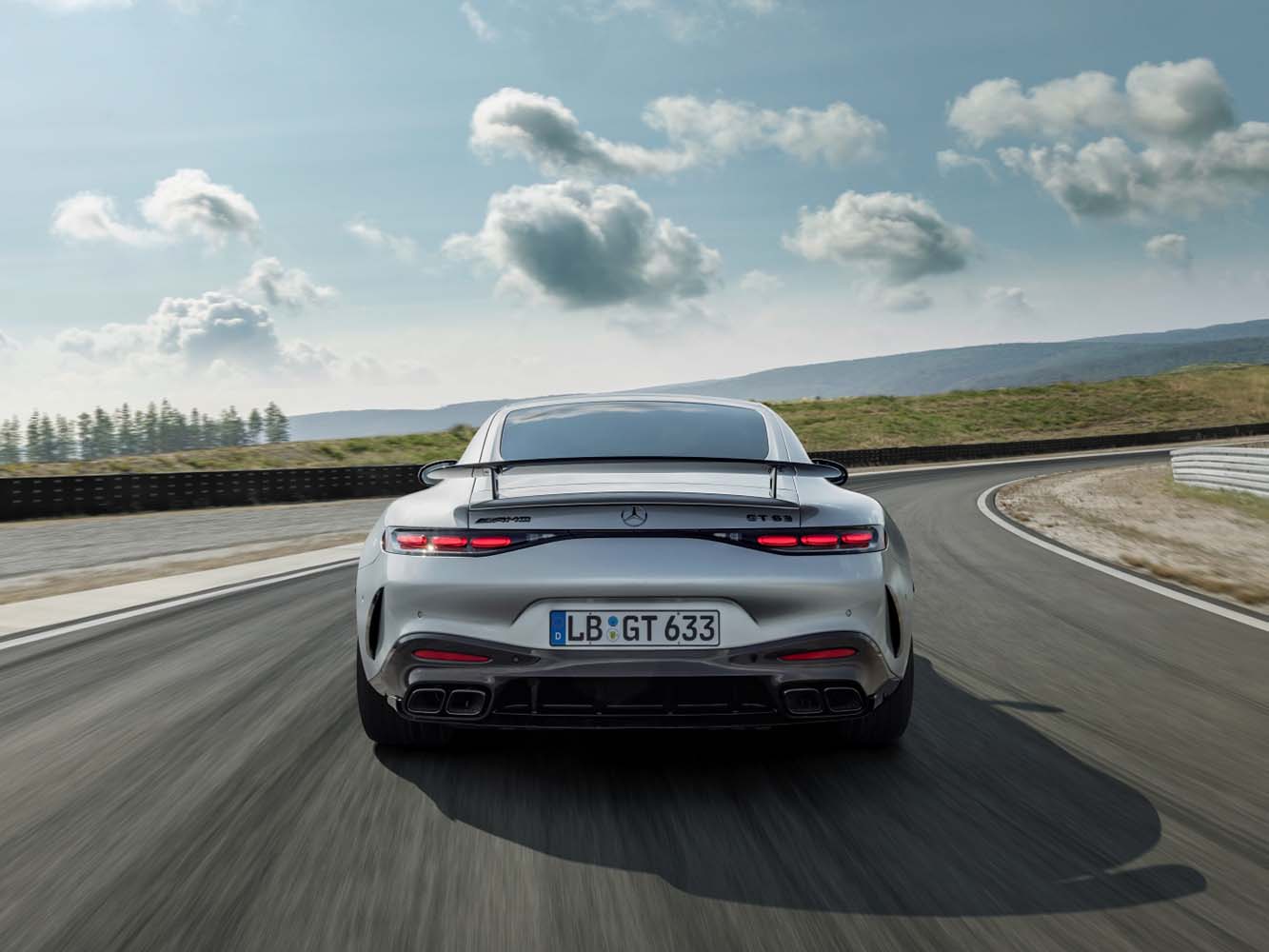 【地表最速】性能跑車新成員　Mercedes-AMG GT Coupé首發