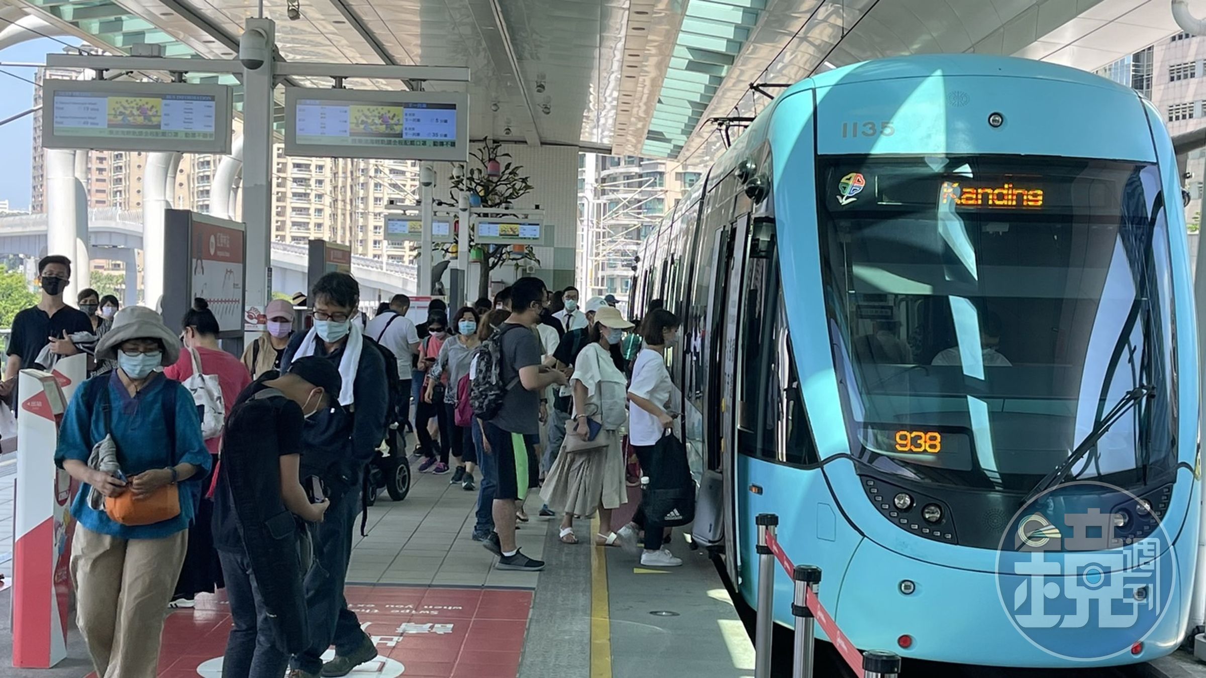 淡海輕軌將於下週一(28日)起將加密尖峰時段班距。(新北捷運公司提供)