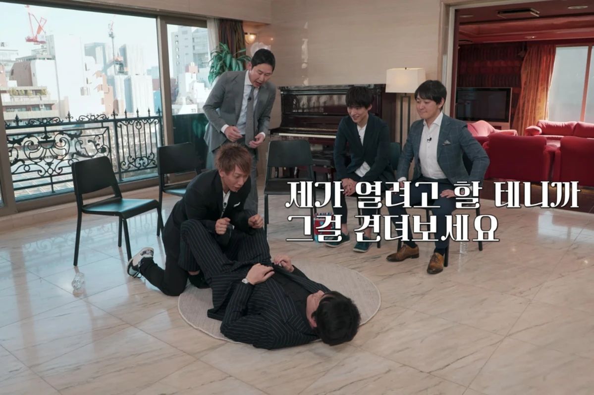 SOD社長野本義明(右一)前陣子登上Netflix綜藝《人+ 性大不同:日本篇》,與AV男優清水健、鈴木一徹接受訪問。(網路圖片)