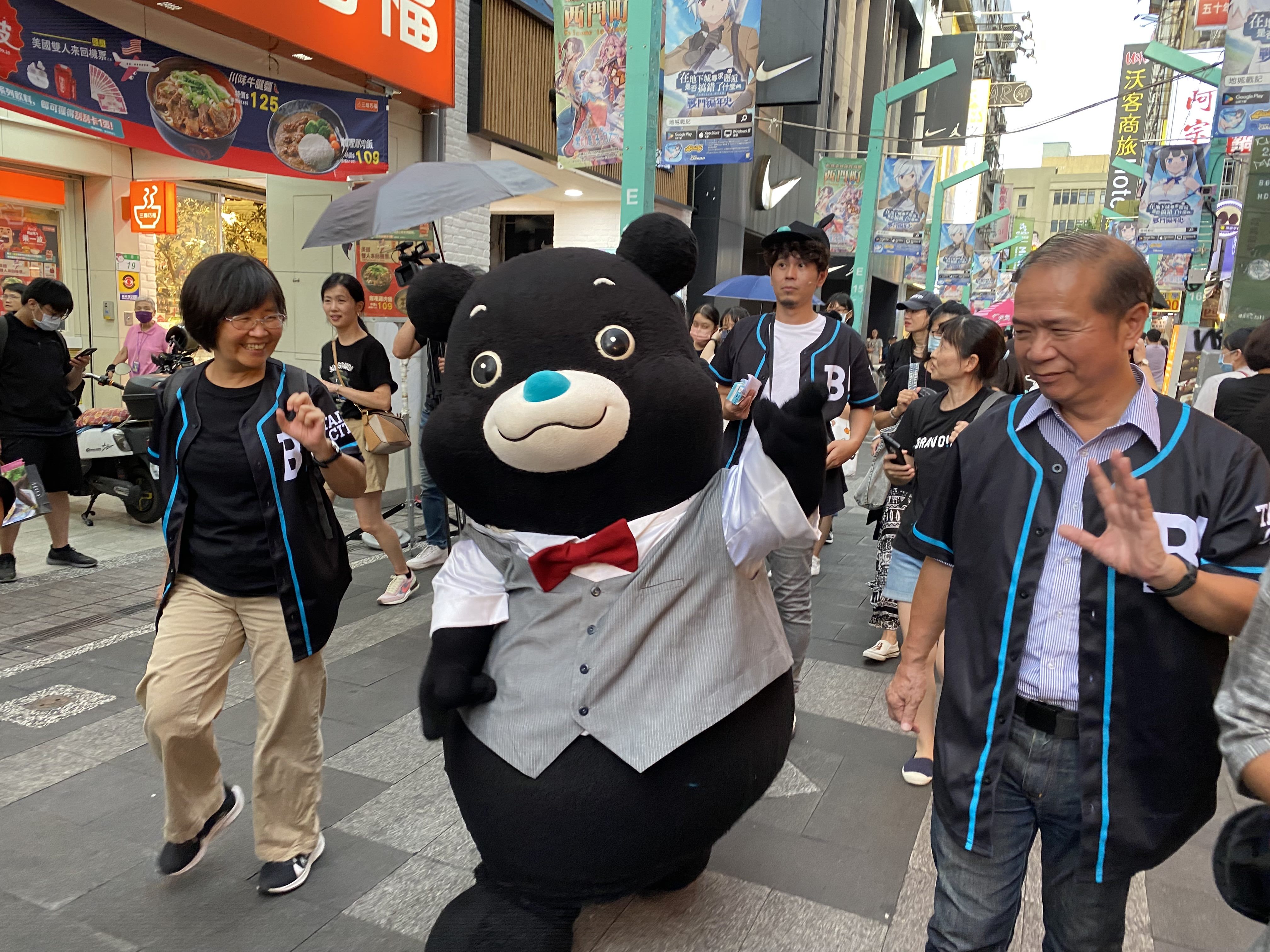 為了慶祝熊讚的生日月，台北市觀傳局推出多項「追」熊任務。（台北市觀傳局提供）