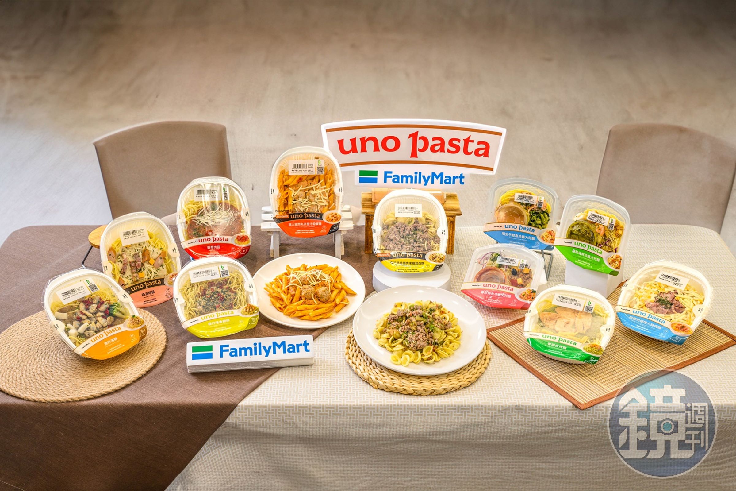 「全家」強攻鮮食再一發!義大利麵品牌「uno pasta」宣布與具義大利官方認證餐廳「solo pasta」攜手合作推出2款新品。(全家提供)