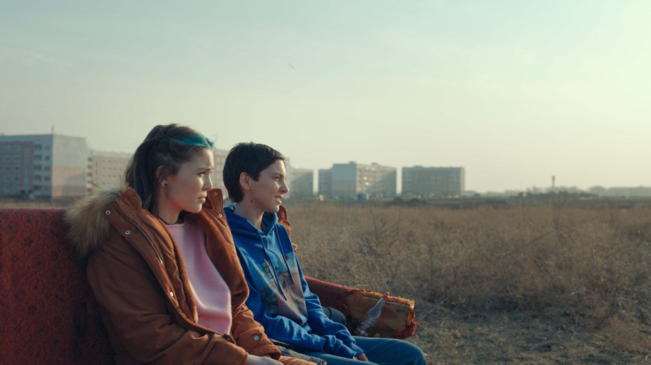 《老鷹少女的逃跑計畫》取材真實愛滋少女淒美愛情故事 。 （酷兒影展提供）