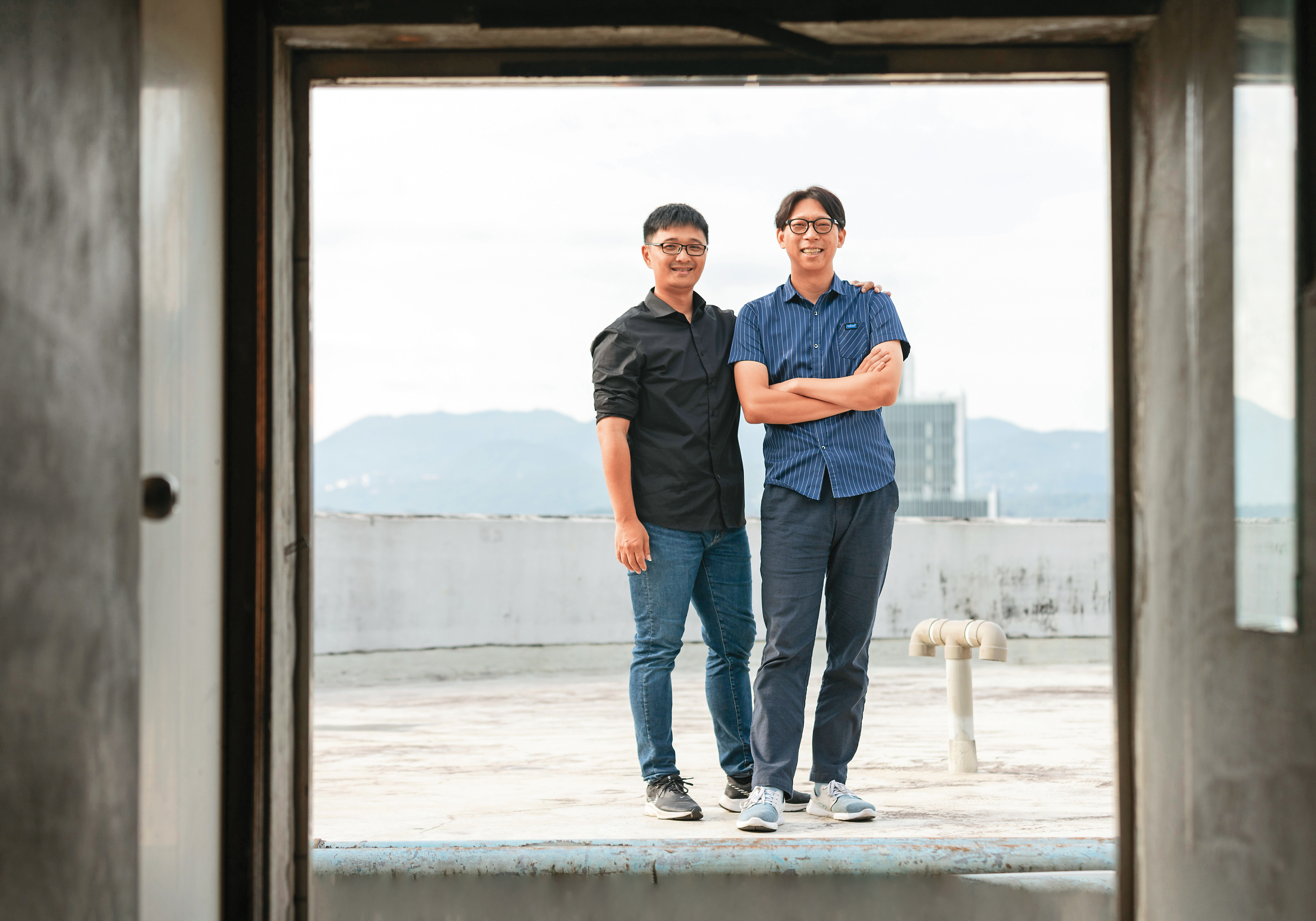 漢創國際音樂與浮光遊戲合作逾6年，陸續推出2款音樂手遊。左為漢創國際音樂製作人廖克紹，右為浮光遊戲製作人陳彥文。