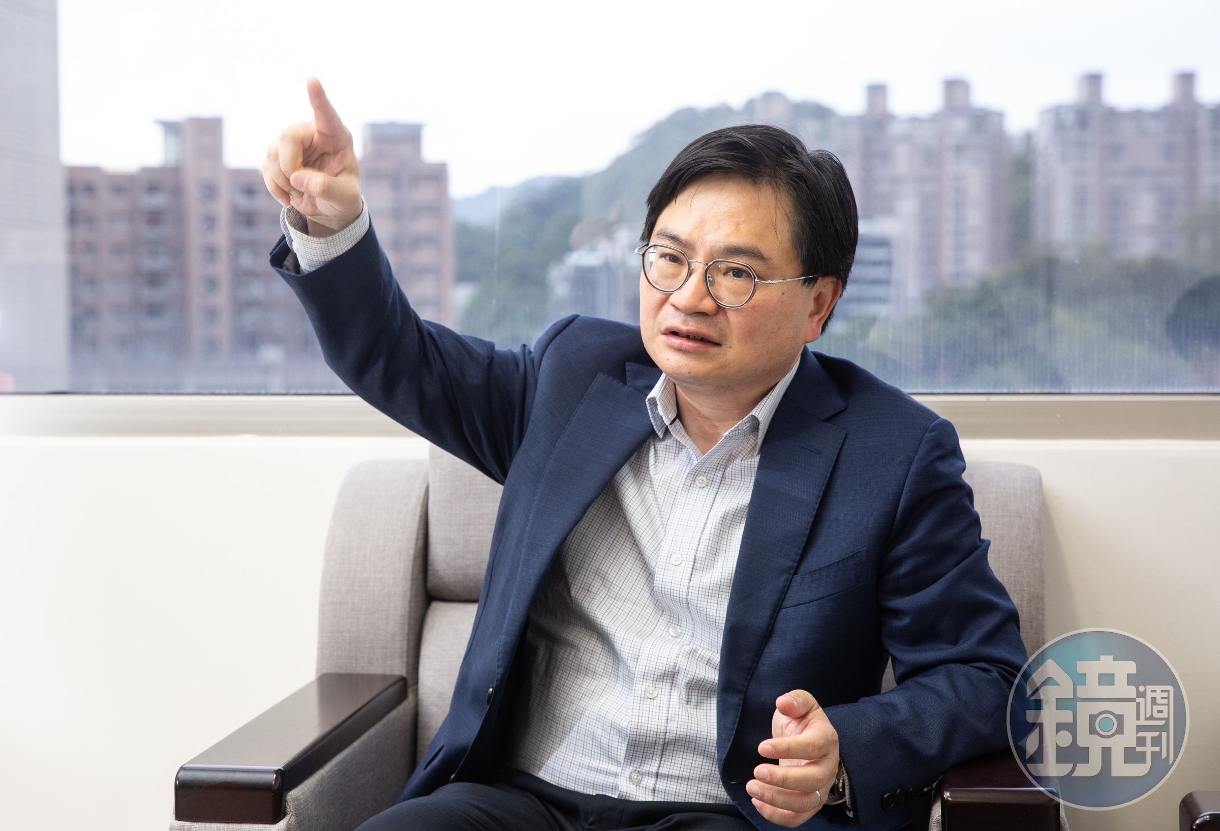 政大商學院副院長周冠男表示,現在市場呈現「殖利率倒掛」,是入手短天期投資級債的好機會。