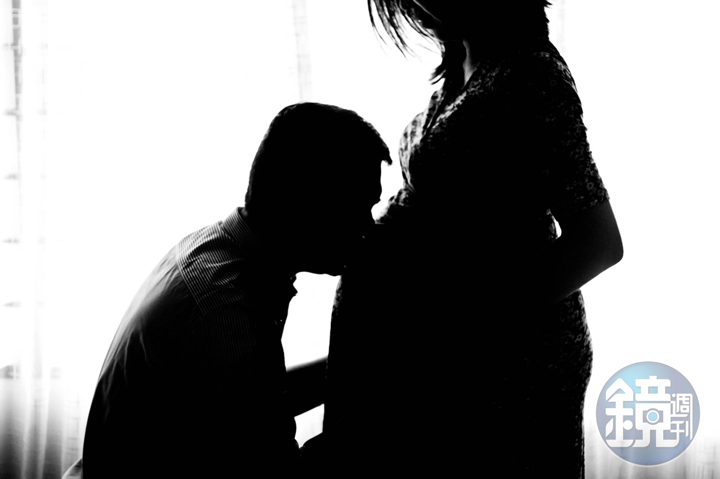 印度一名孕婦因為信奉自然療法,選擇讓沒受過訓練的丈夫在家幫她接生。(示意圖,Pixabay)