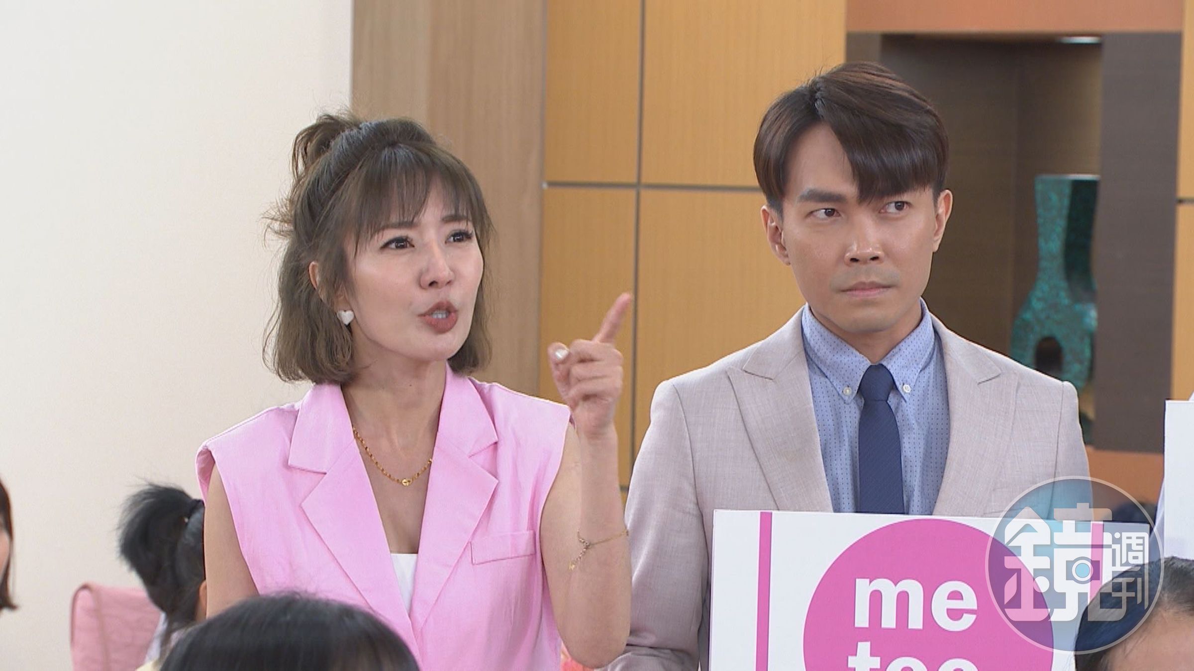 羅巧倫、許仁杰《市井豪門》中也撻伐王凱的惡行惡狀，預計讓觀眾看得過癮。（民視提供）