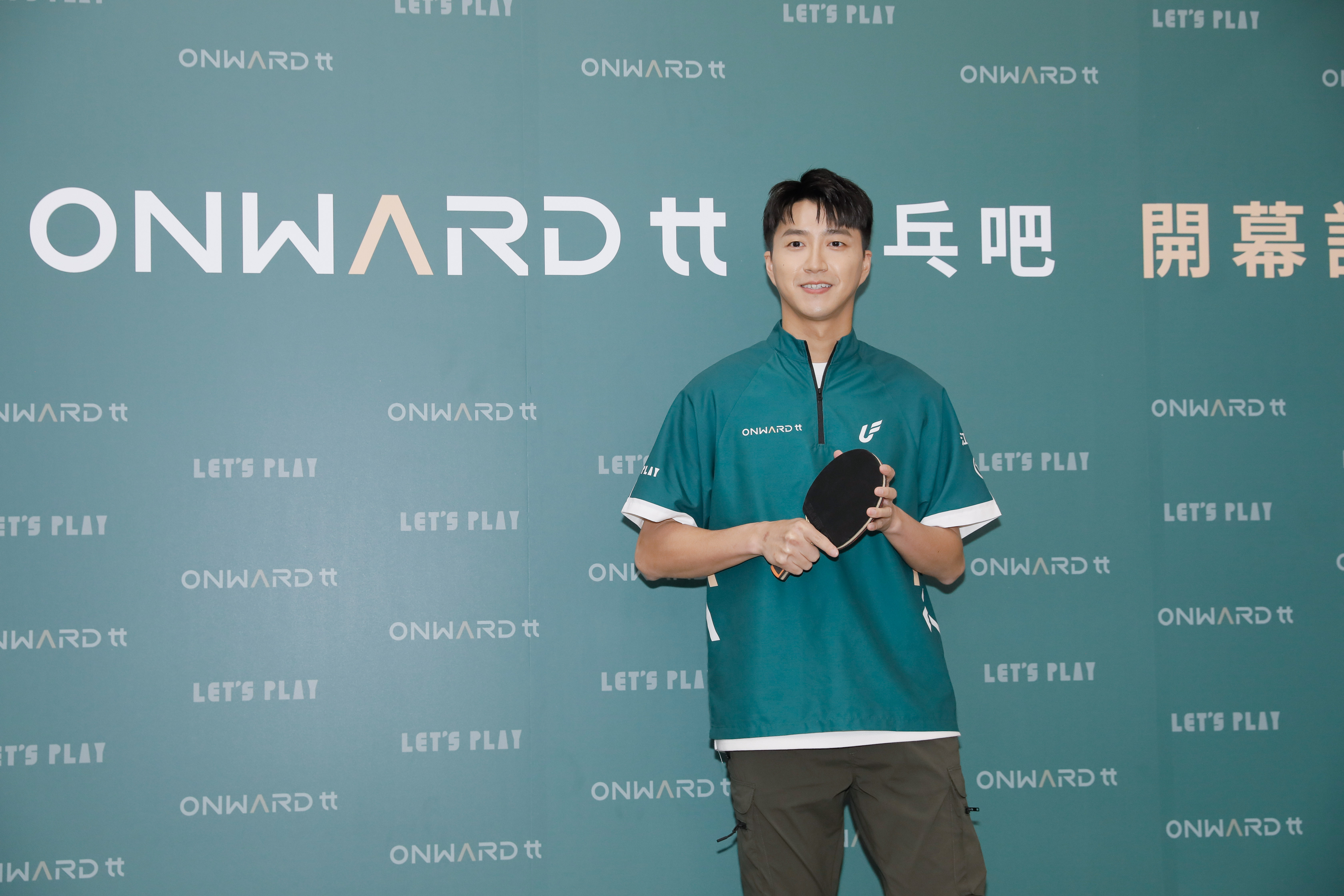 江宏傑桌球館去年4月開幕，如今突停業。（本刊資料照）