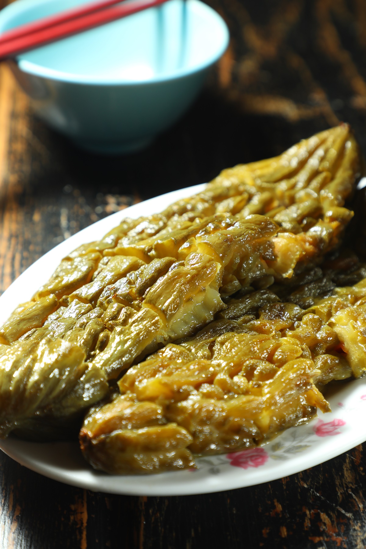 今天的小菜剛好有山苦瓜，僅用高湯汆燙過，原味就好吃。（時價）