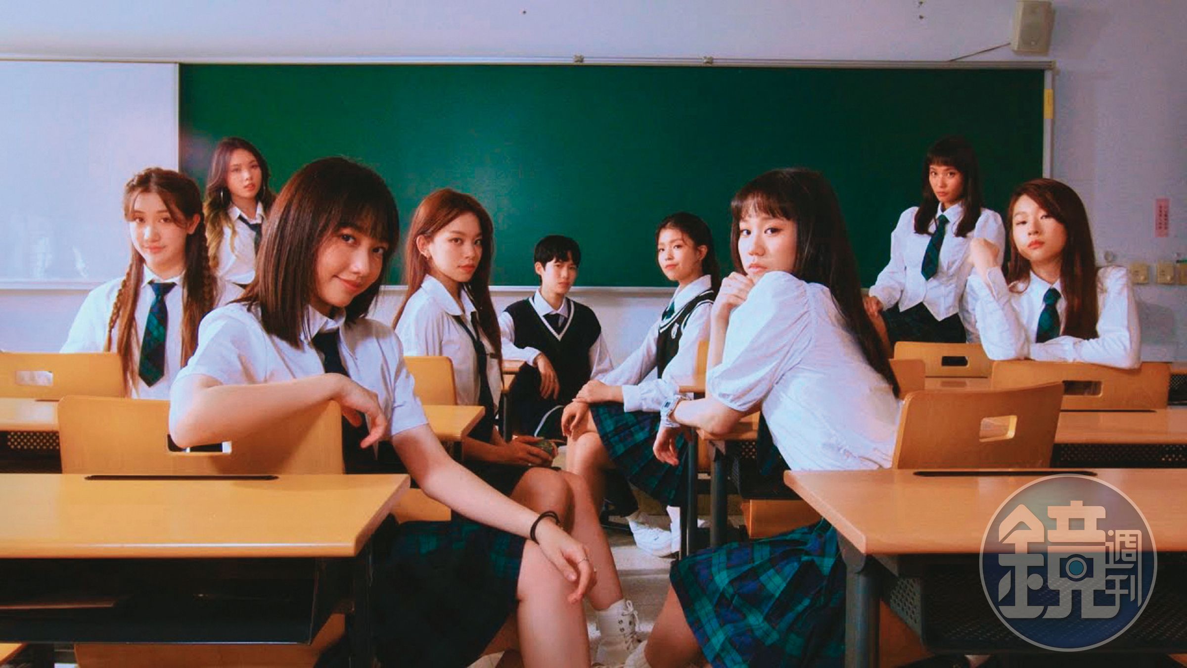 女團選秀節目《未來少女》由六家經紀公司分別打造出不同風格的女團參賽，圖為「薄荷水晶」。