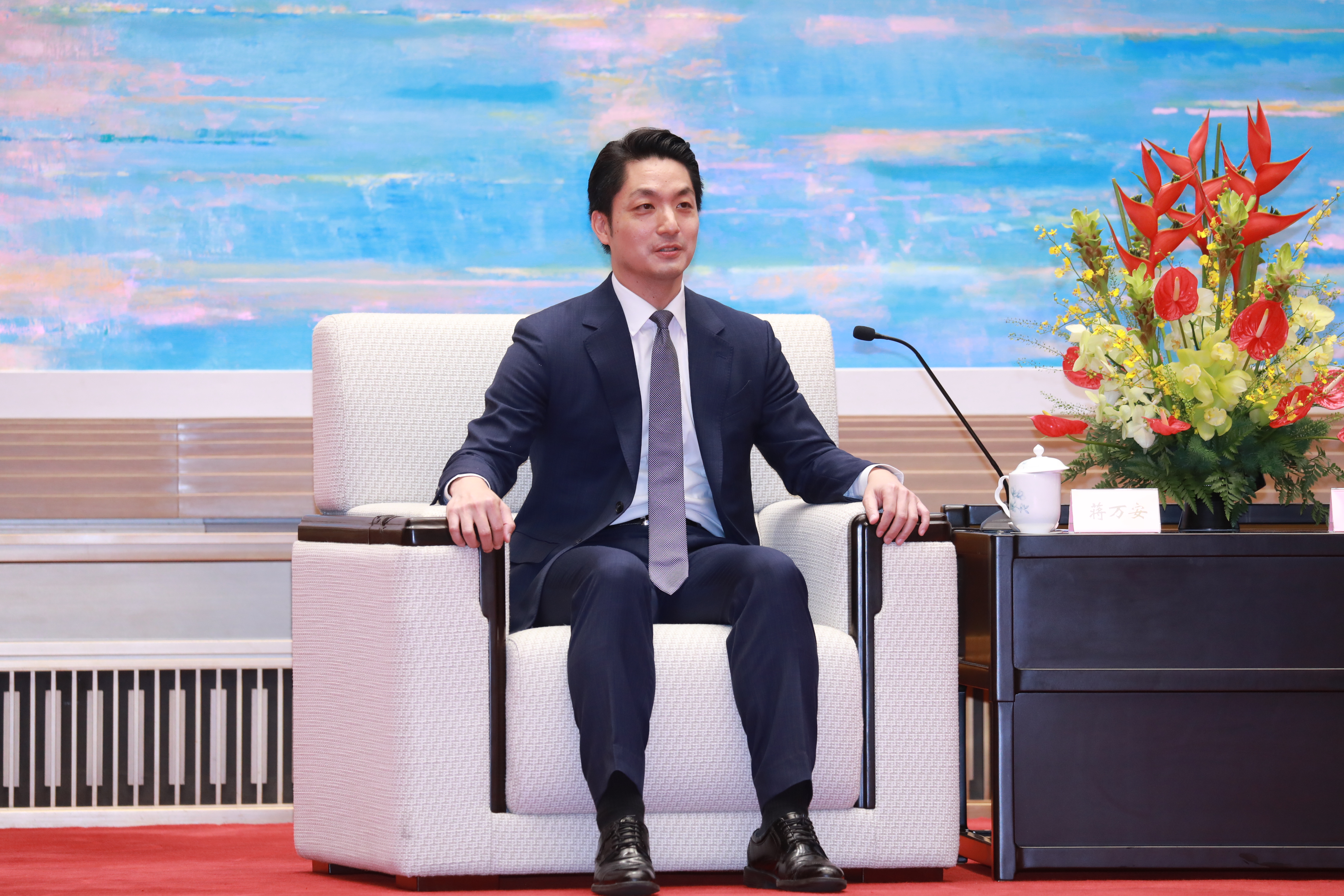 蔣萬安今天在雙城論壇開幕致詞中，比喻兩岸關係恰如江河行舟，不應該過盡千帆皆不是。