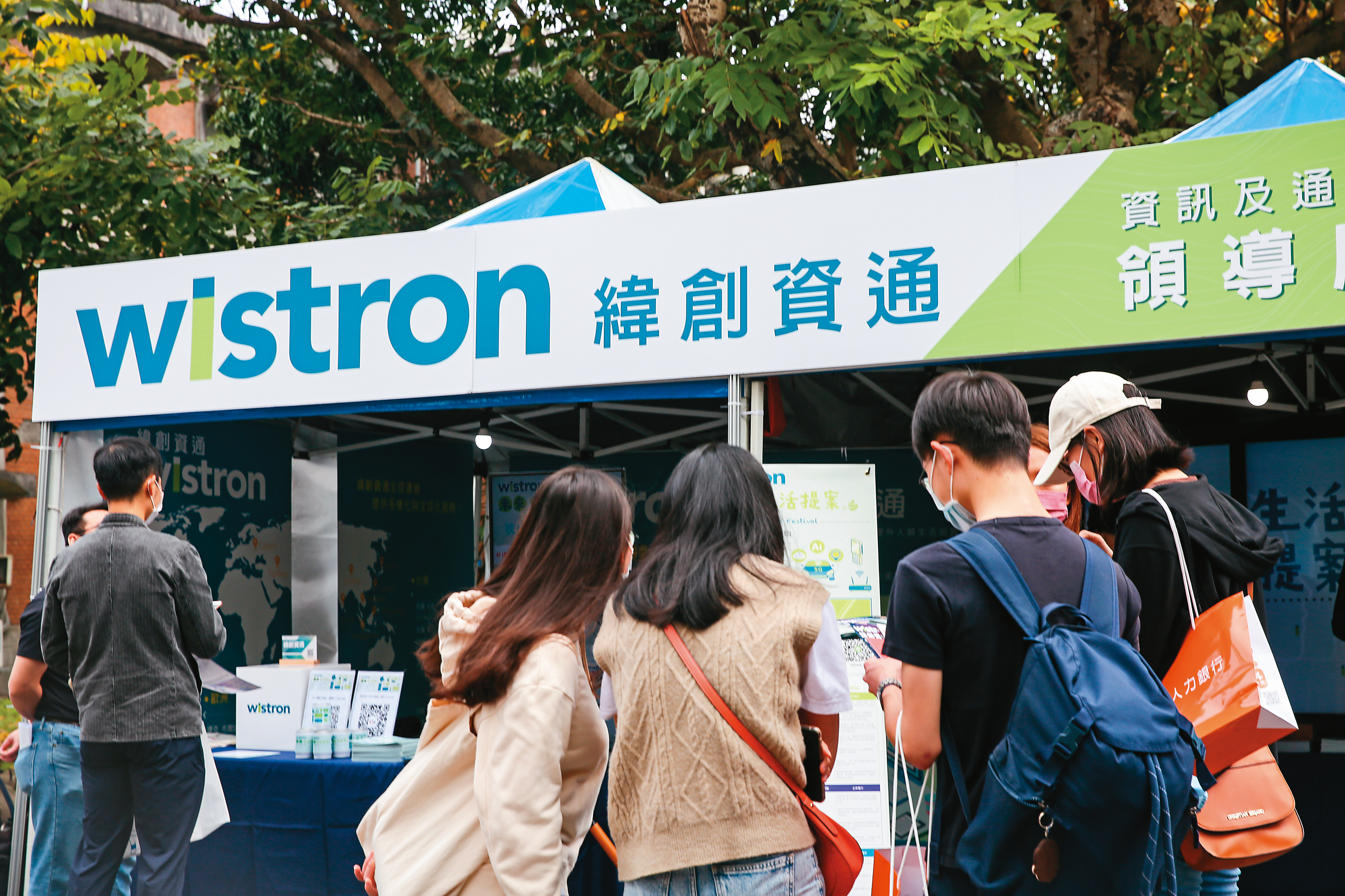 再好的股票也會隨著多空循環而有漲有跌，王仲麟提醒投資人，要懂得順勢出場。