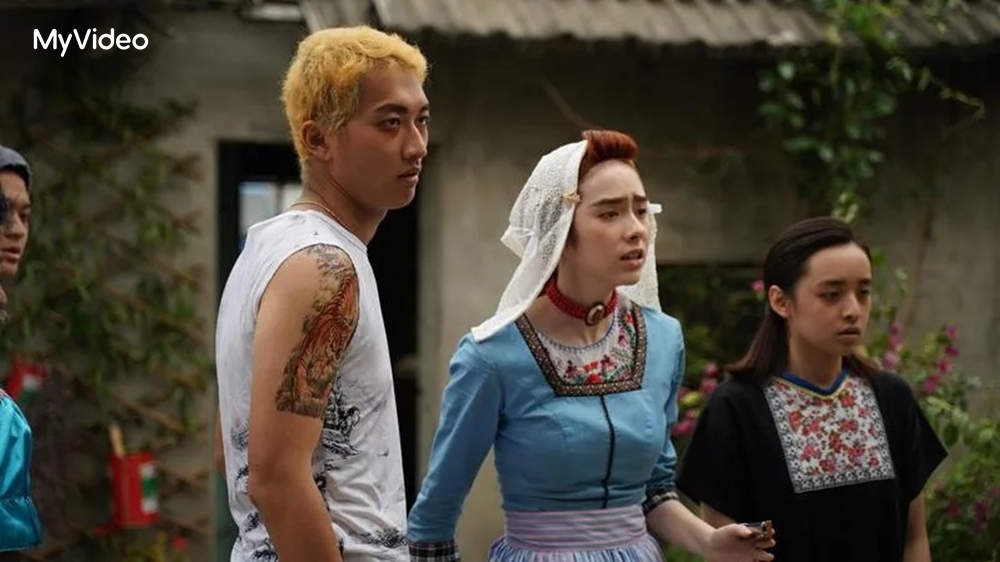 今年獲選為北影「非常新人」的林澤凱（左一），劇中飾演不良少年鬼魂黑輪。（MyVideo提供）