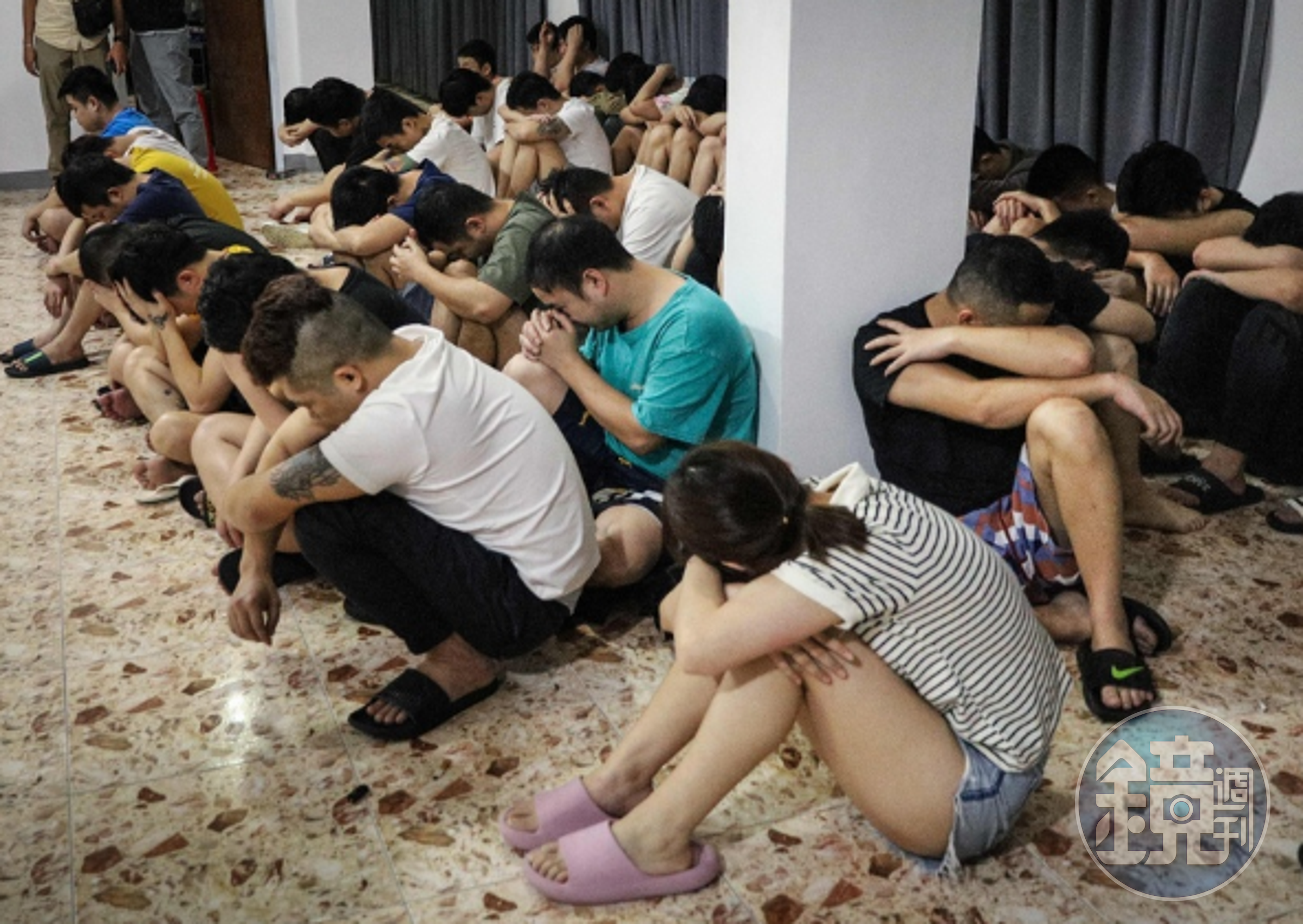 中國人專害中國人！印尼警破獲88人性愛詐騙集團，上百陸人受騙公務員最多。（翻自日本雅虎）