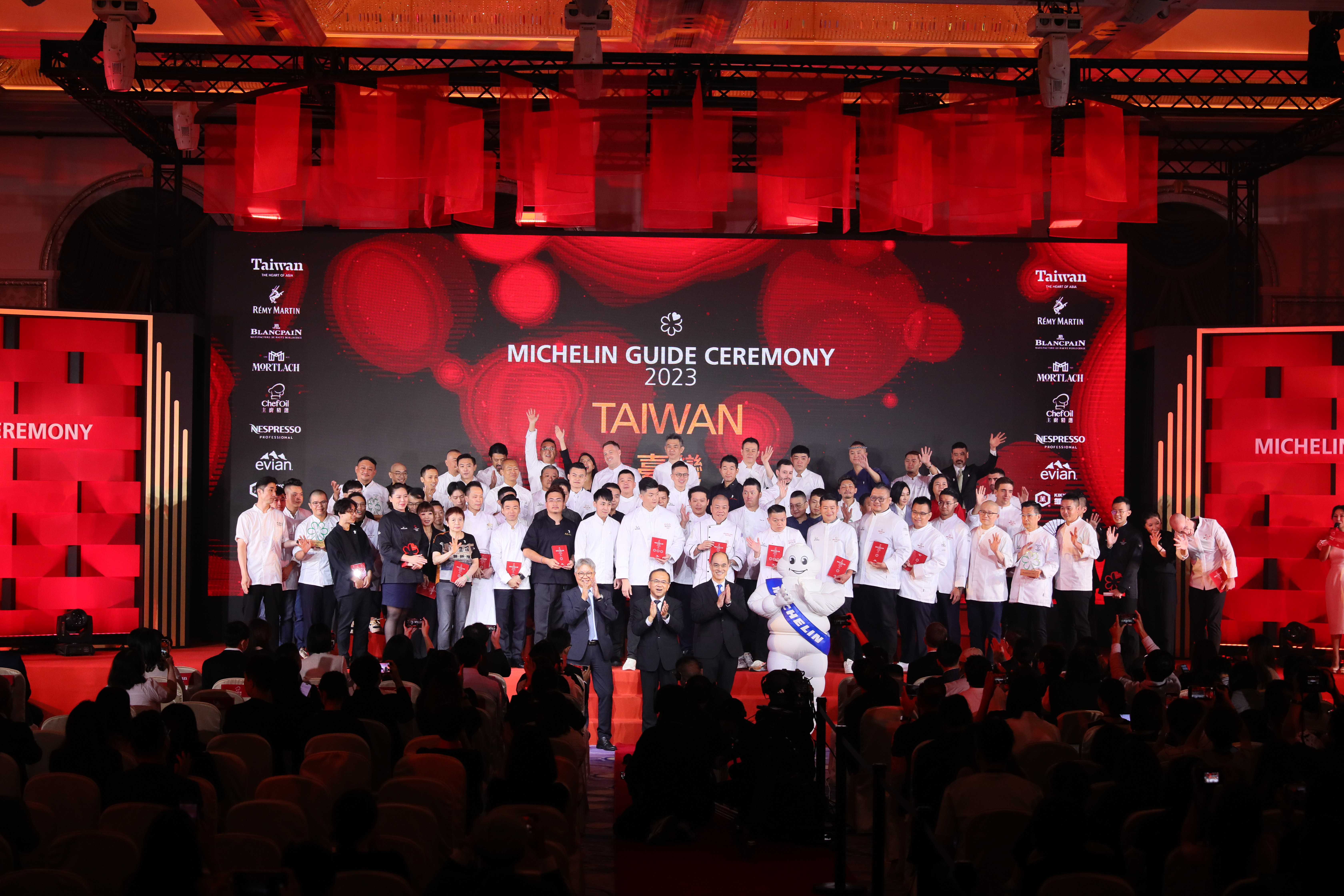 《米其林指南》2023推介名單公布，台北、台中、台南、高雄共有44家星級餐廳，連同綠星合計有10家新入選餐廳。