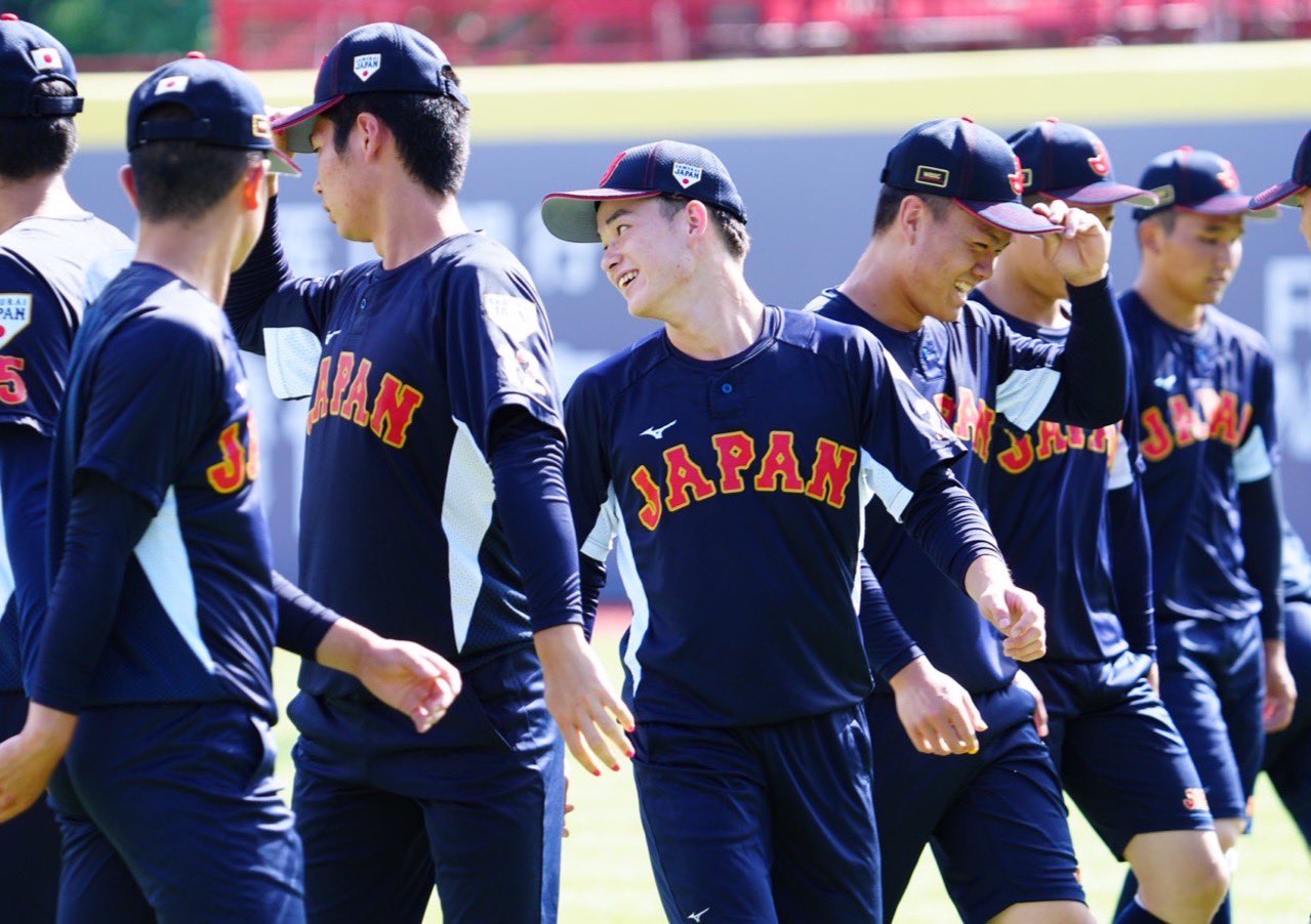 日本U18吃不慣台灣的食物，但對舒跑情有獨鍾。（翻攝自推特@Fullcountc2）