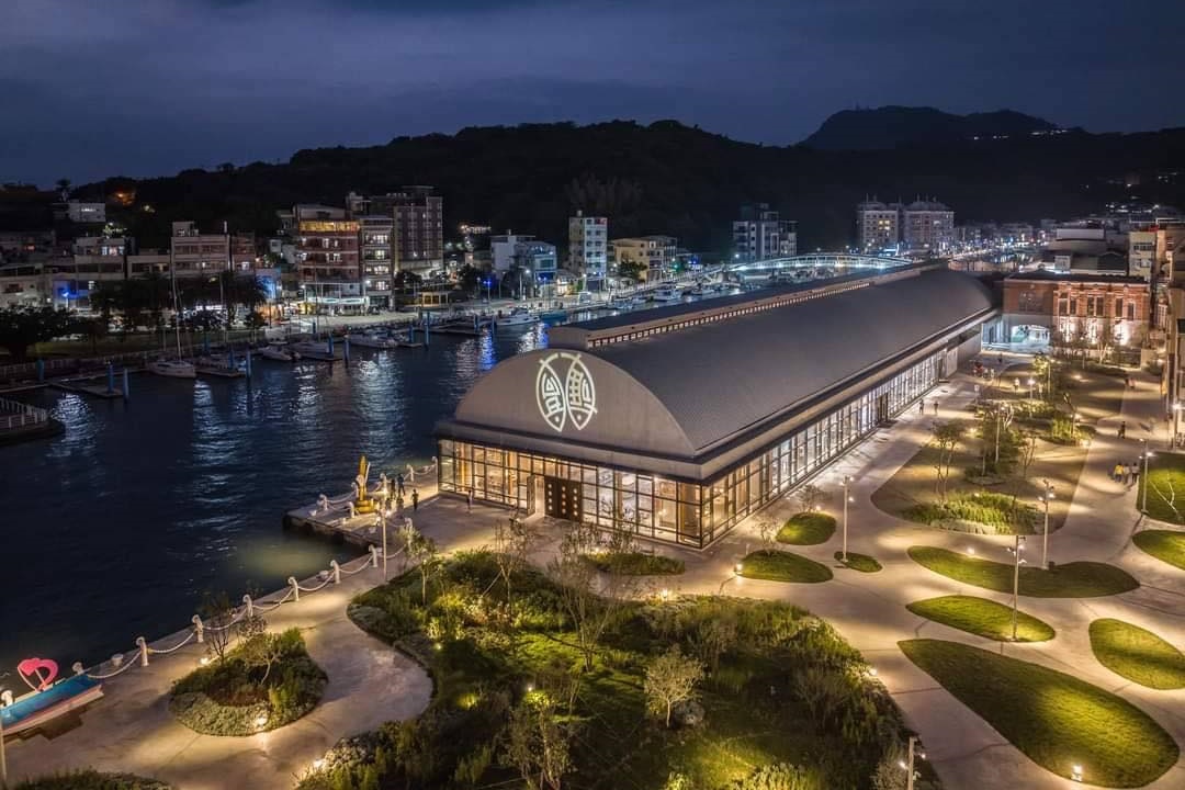 高雄鼓山魚市場9月4日起暫停營業，預計3個月後重新開張。（翻攝自全台最美-高雄鼓山魚市場臉書）