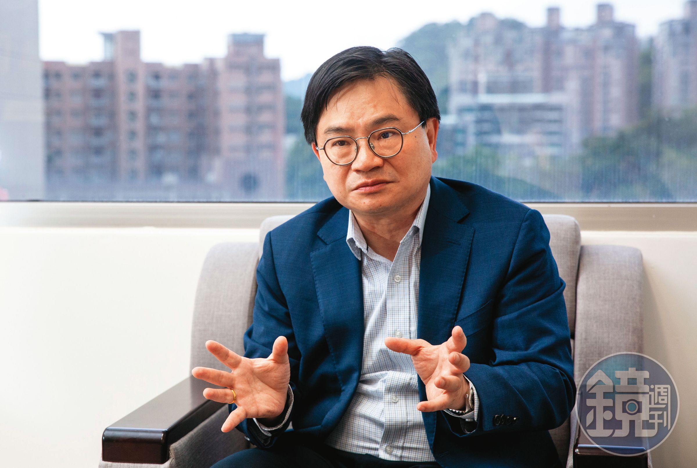 政大商學院副院長周冠男表示,現在買短債、做好資產配置,能強化投資組合。