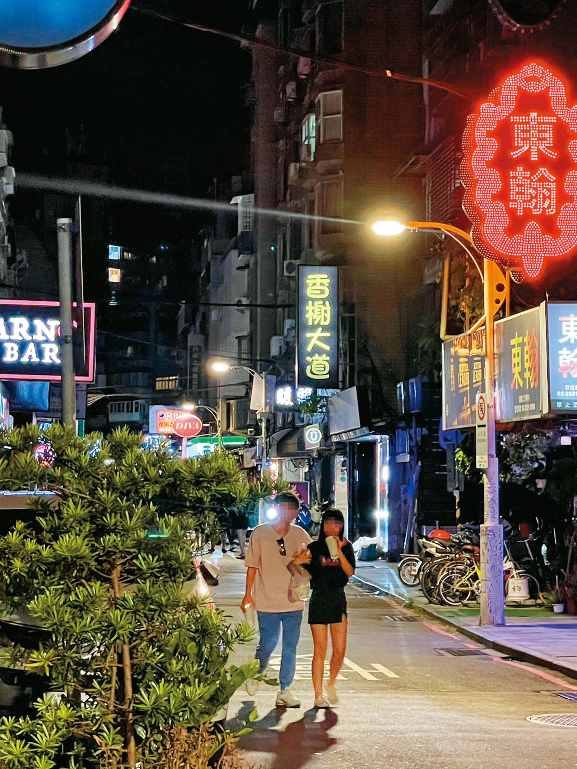 八大行業景氣復甦,竟傳出業者為搶生意找黑道強押小姐。圖為示意畫面。