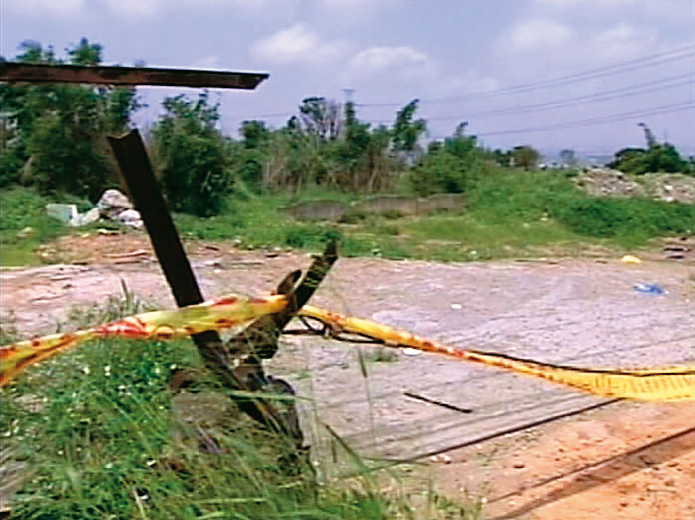 林女陳屍在中二高涵洞下的一條產業道路草叢中，地點相當偏僻。（東森新聞提供）