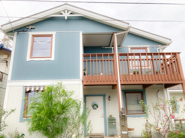 現代社會許多子女為爭家產反目，網路一篇貼文卻是4姊弟婉拒繼承母親的房子，感動許多網友。（示意圖，photoAC）