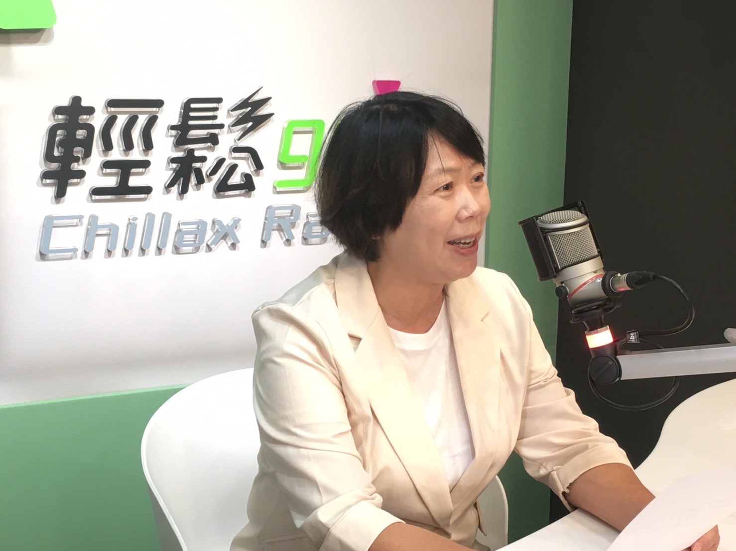 民進黨基隆立委參選人、議員鄭文婷認為郭台銘缺乏對他人尊重。（翻攝鄭文婷臉書）