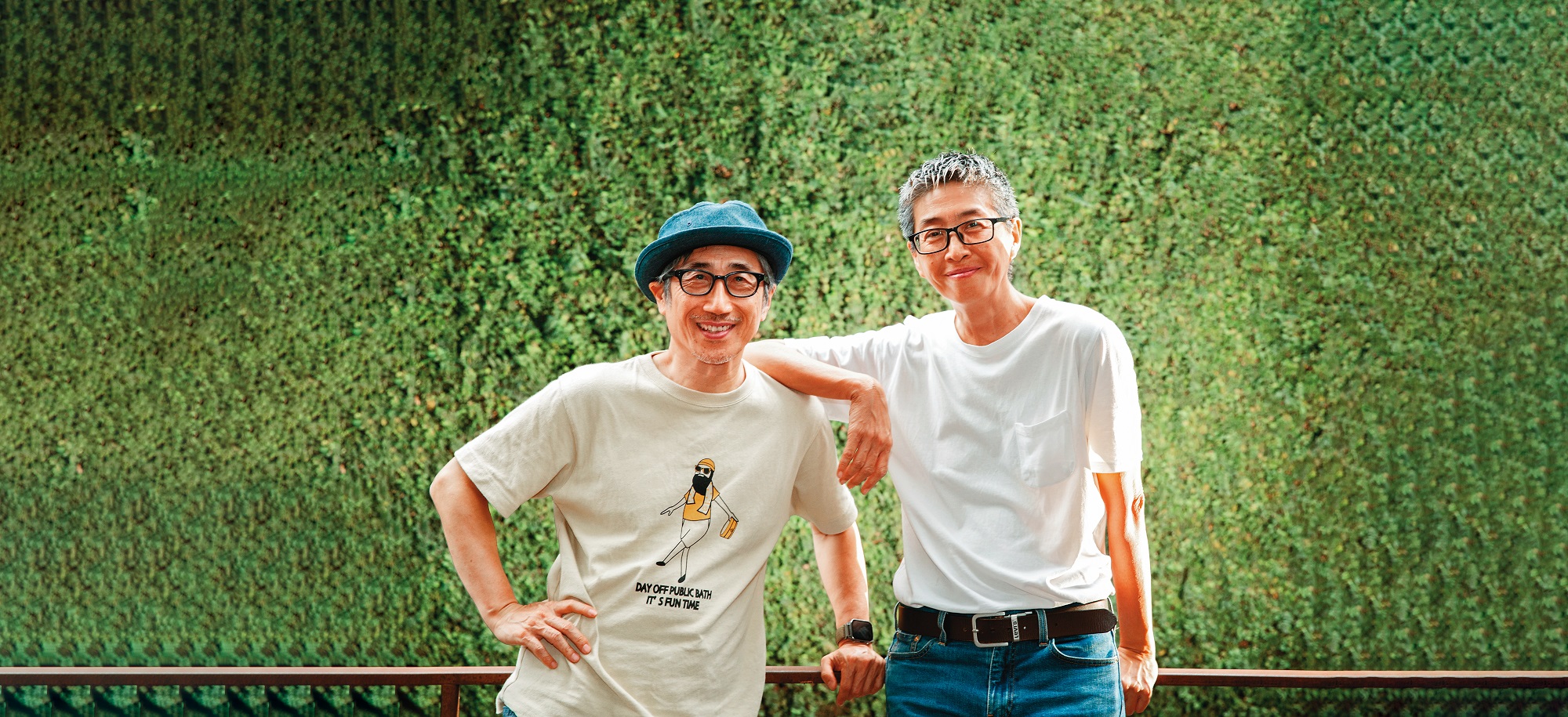 導演王耿瑜（右）與監製林于竝（左）皆是蘭陵出身，各自在不同領域發光發熱。