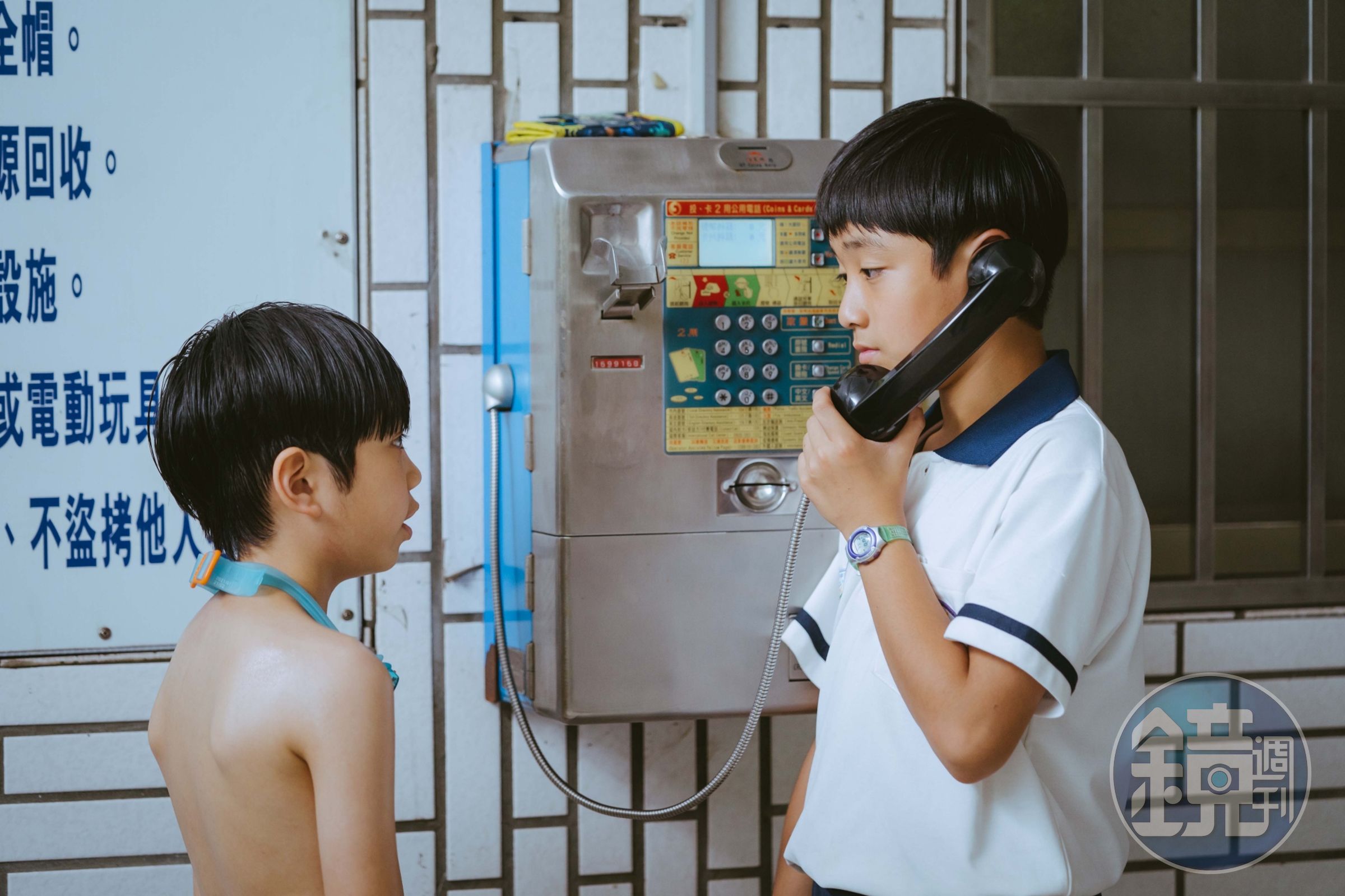 阮柏皓被泳裝鬼糾纏。 (紅衣小女孩股份有限公司提供)