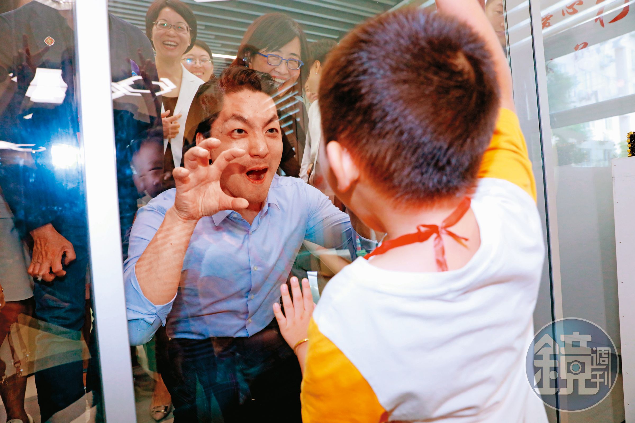 身為三寶爸的蔣萬安，此行也特地了解上海托幼相關政策。