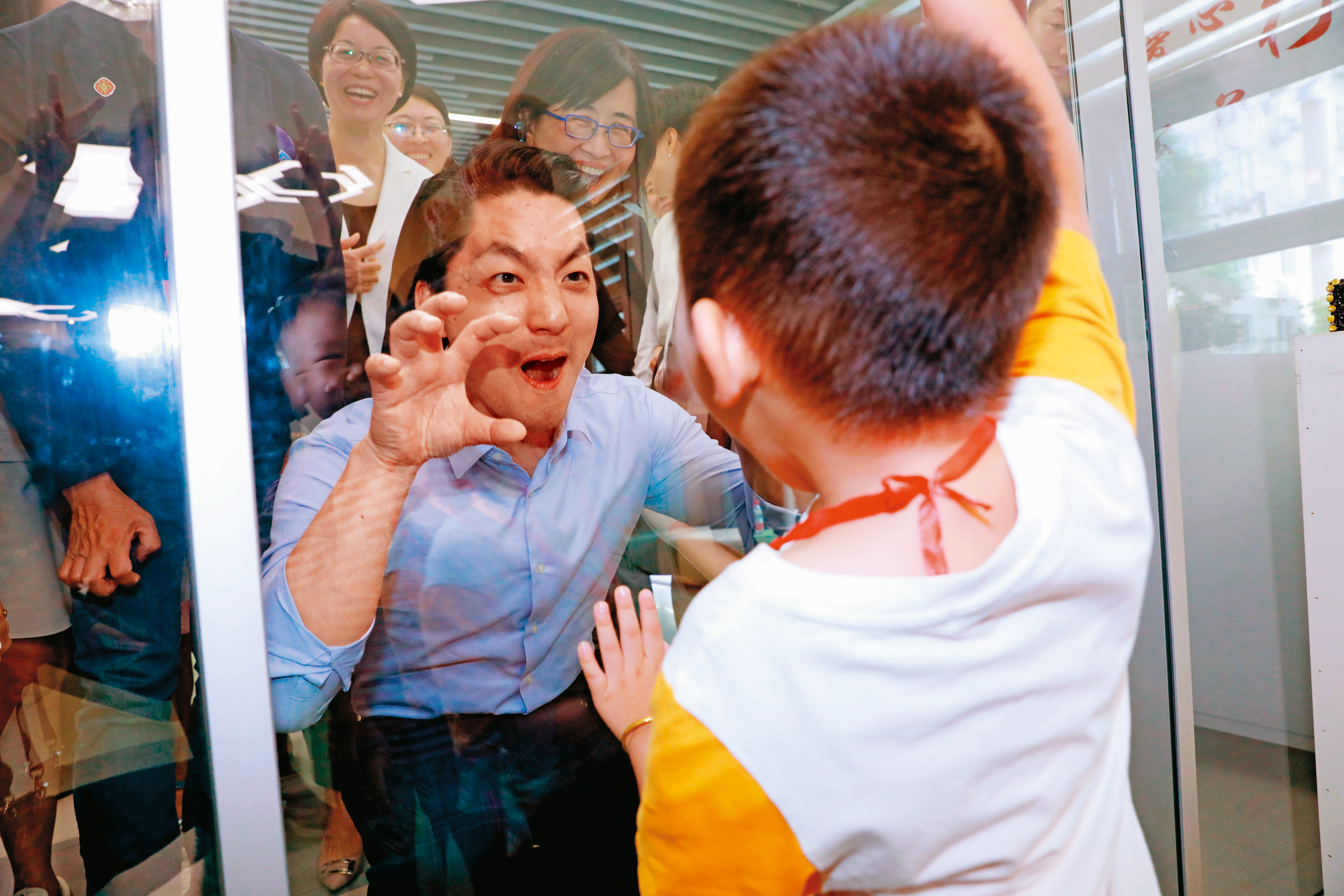 身為三寶爸的蔣萬安，此行也特地了解上海托幼相關政策。