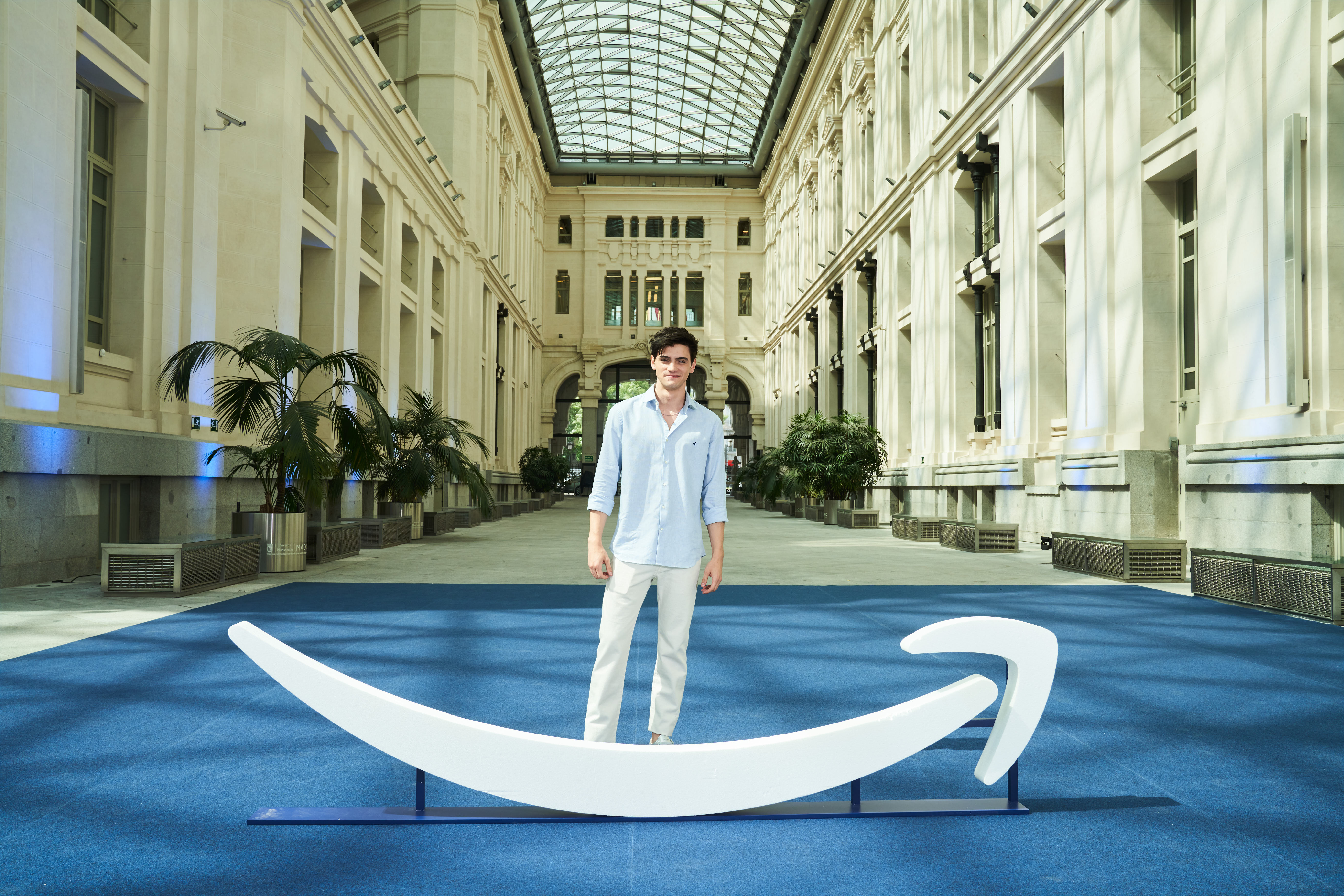 西班牙偶像明星蓋布瑞格瓦拉，因為13歲時在法國涉及性侵指控的法律程序沒有完全走完，遭到逮捕。（Prime Video提供）