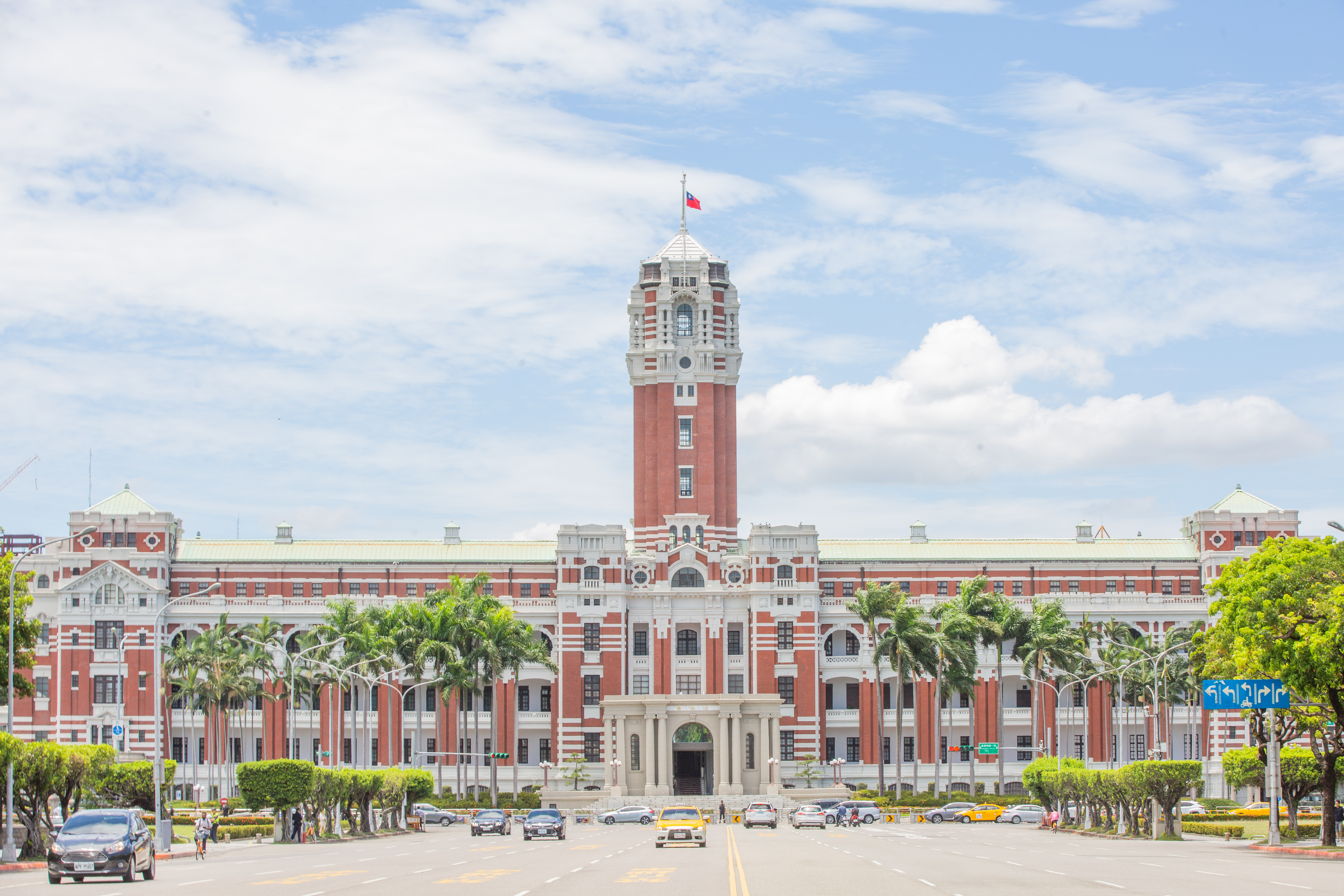 北檢調查後認定《聯合報》報導之發展生物戰劑之紀錄為造假，總統府發聲呼籲《聯合報》道歉。（本刊資料照）