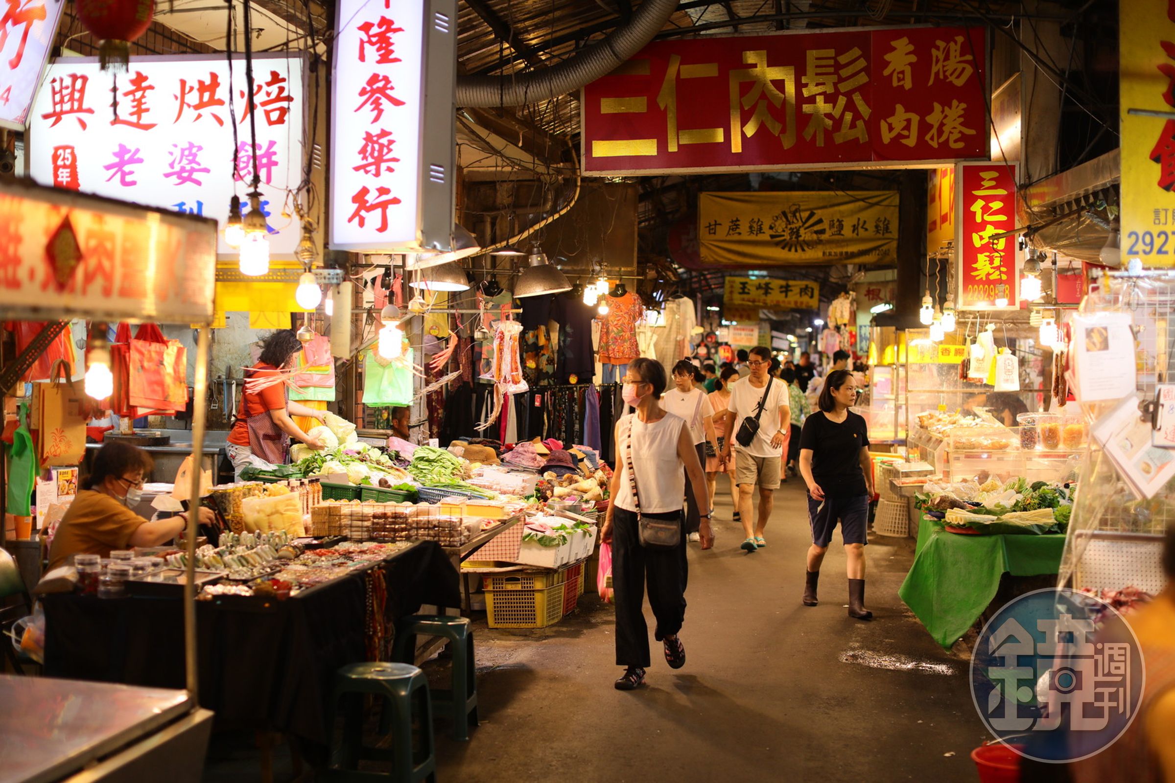 開張超過一甲子的「頂溪市場」隱藏著許多老店，值得慢慢挖掘。