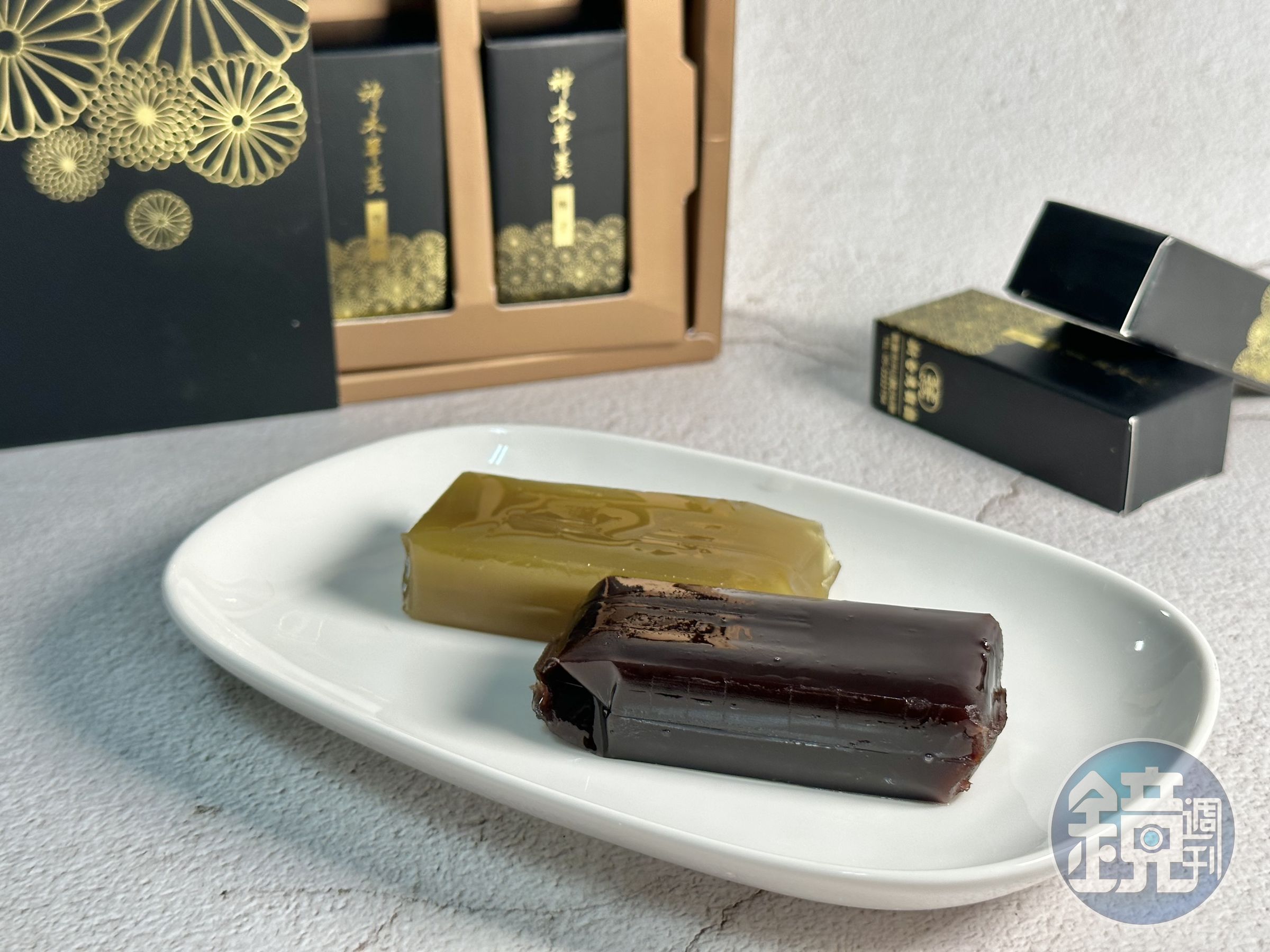 紅豆(圖前)蜜甜化口,茉莉(圖後)茶香濃郁,口感更Q。