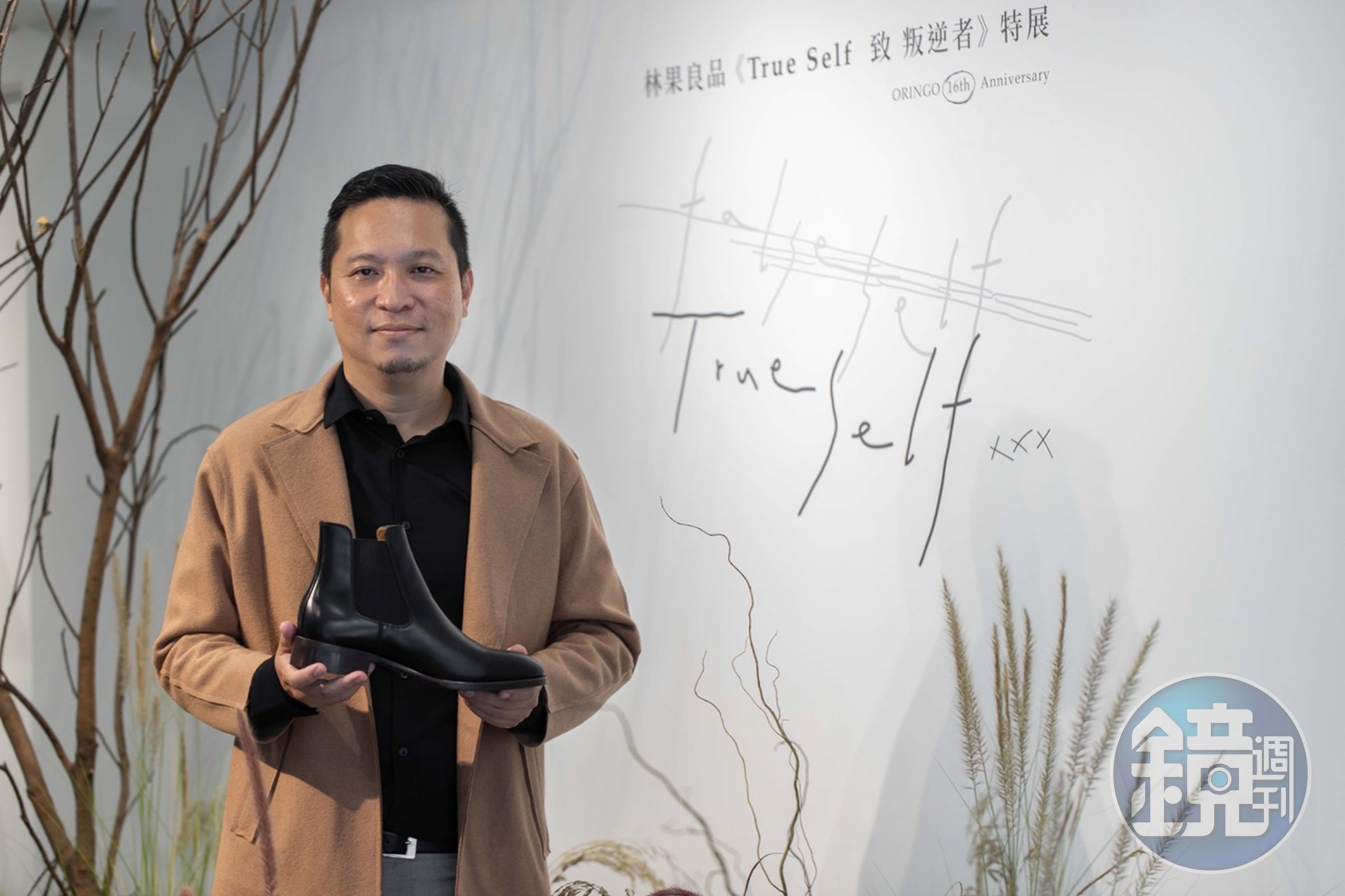 林果良品共同創辦人曾信儒說:「紳士,應該是能夠從裡至外地將自己打理好,很用心地在觀察自己的生活,並且好好生活的人。」(台北大直英迪格提供)