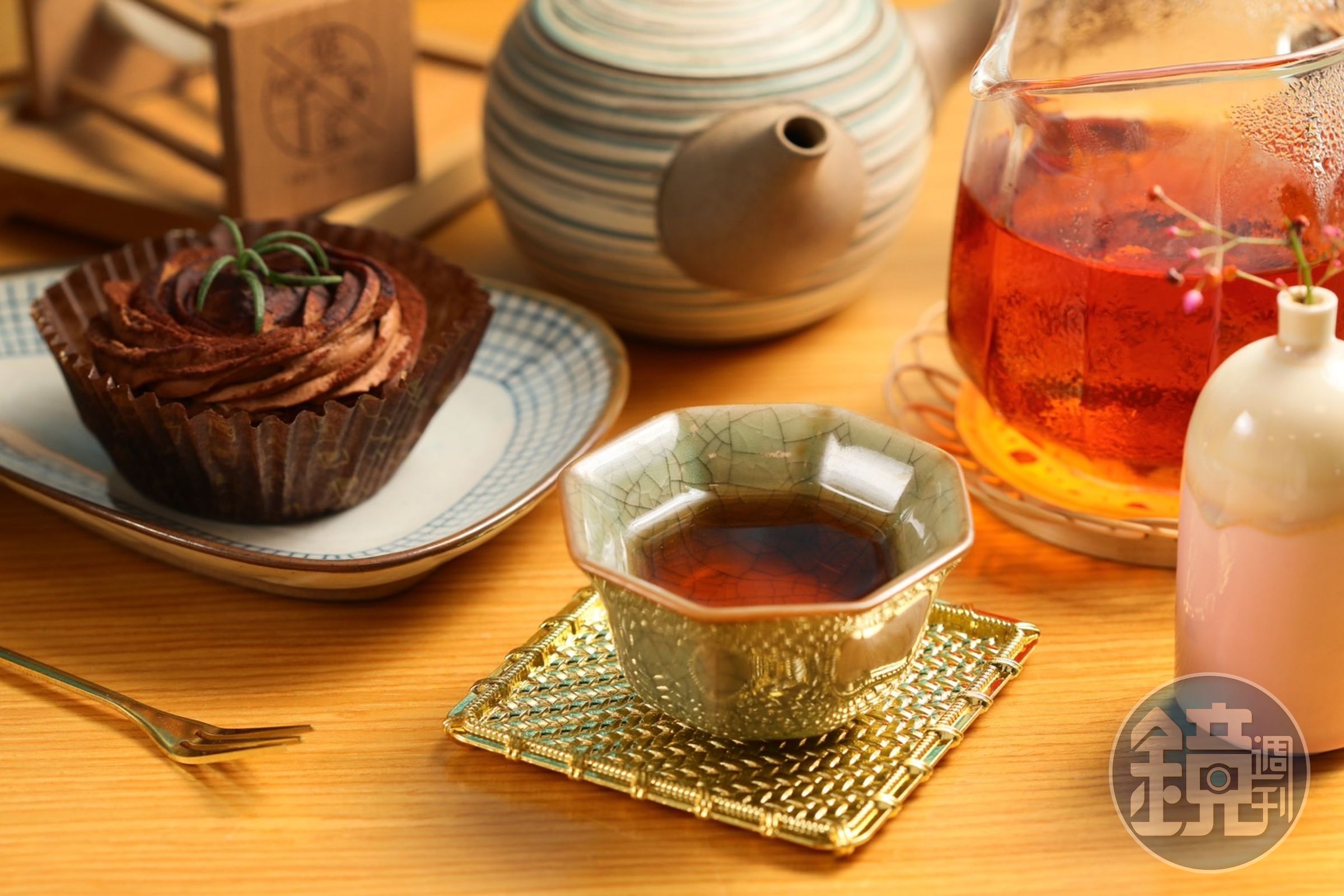 「千金紅茶」口感醇厚,帶著些許焙感,尾韻細膩回甘。(千金系列個人品茶組350元/組)