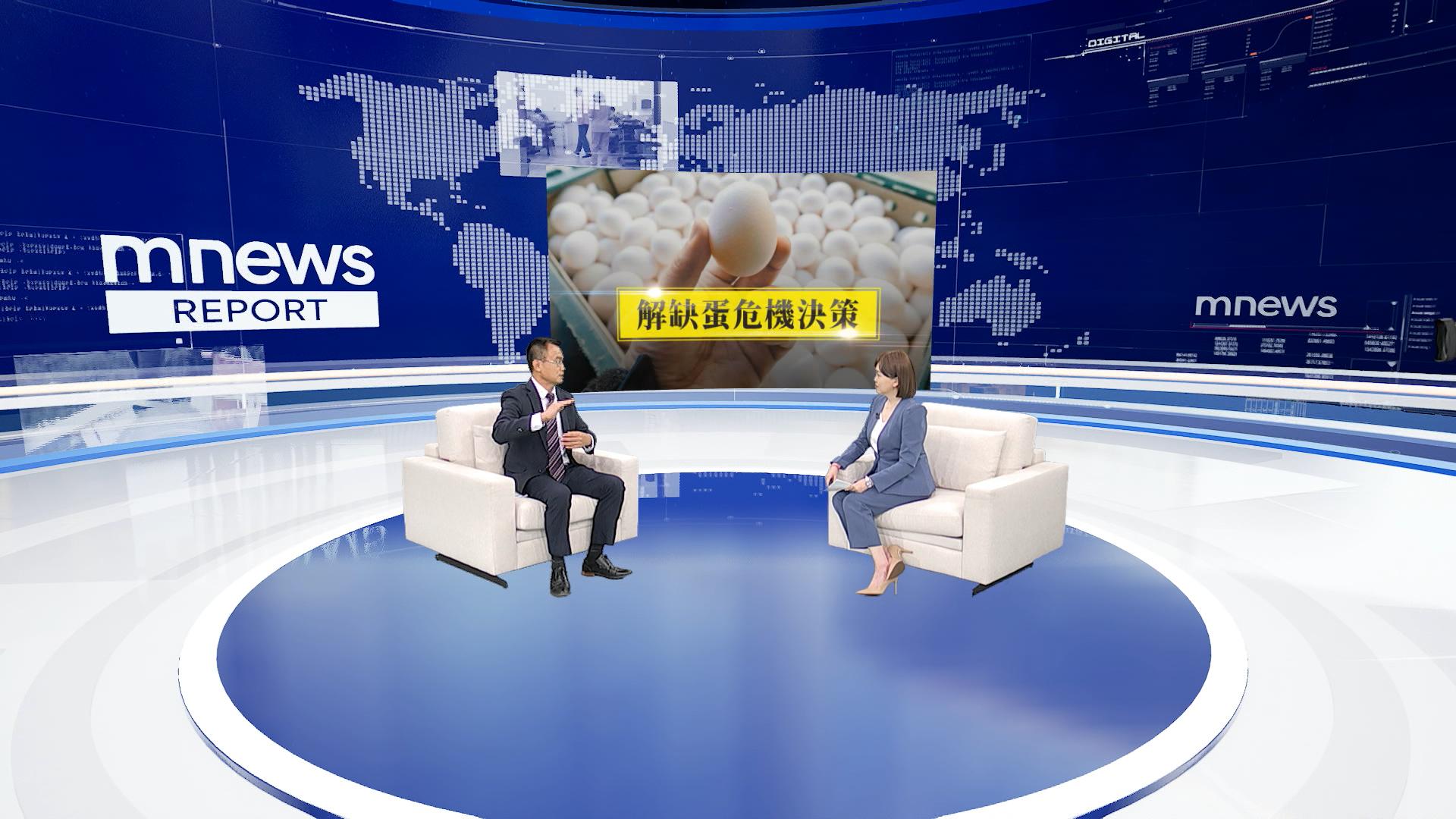 陳吉仲（左）對於解決缺蛋危機，進口雞蛋一事侃侃而談。（鏡新聞提供）