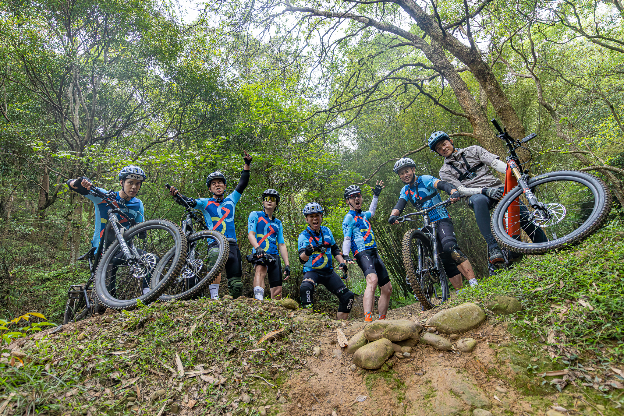 哈林小隊展開環島旅行。（好看娛樂提供）