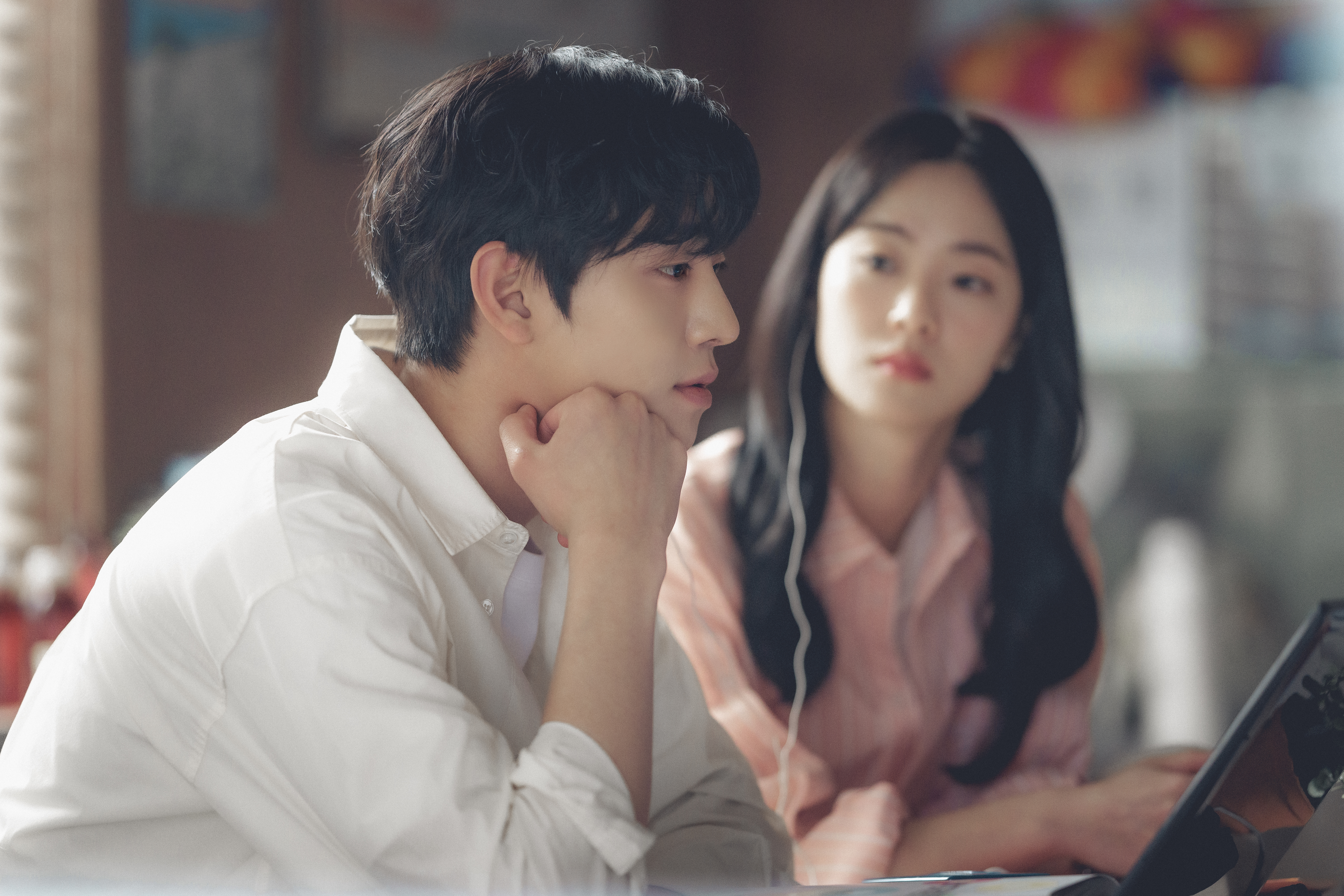 安孝燮、全余贇主演《走進你的時間》今（8日）全12集上線Netflix。（Netflix提供）