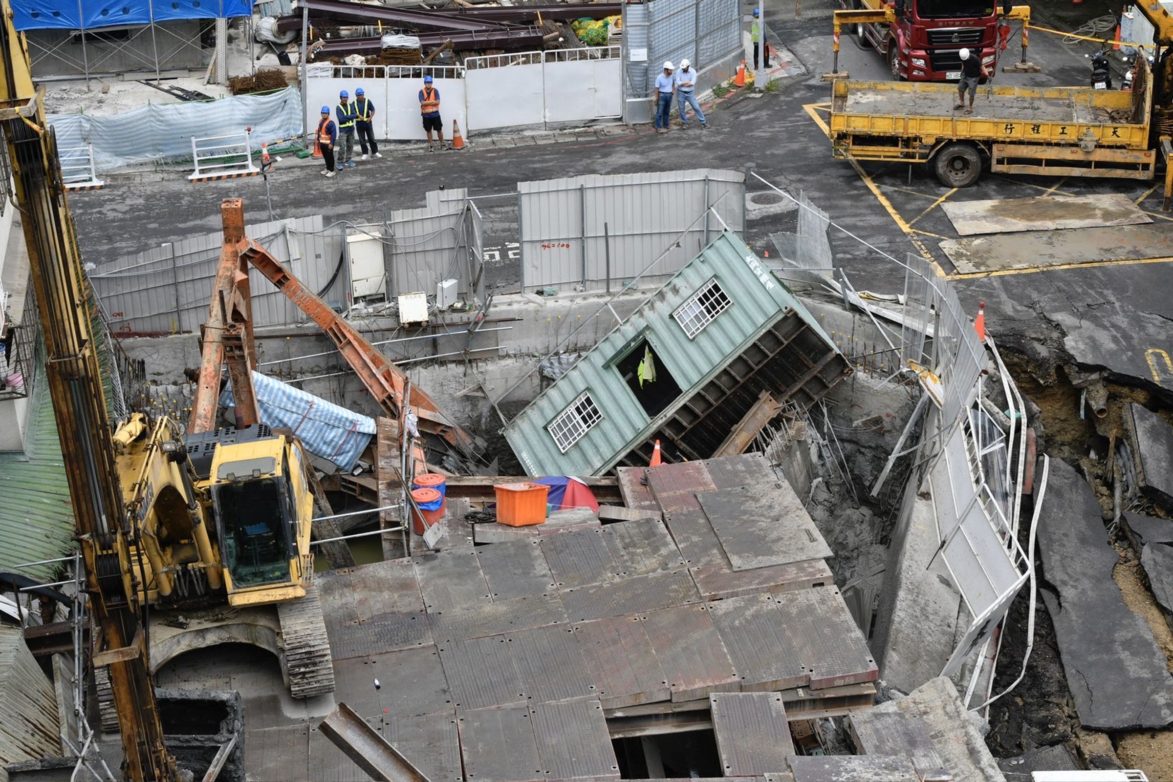 基泰大直案因回填五千方混凝土或砂土，很難再照原規劃興建。