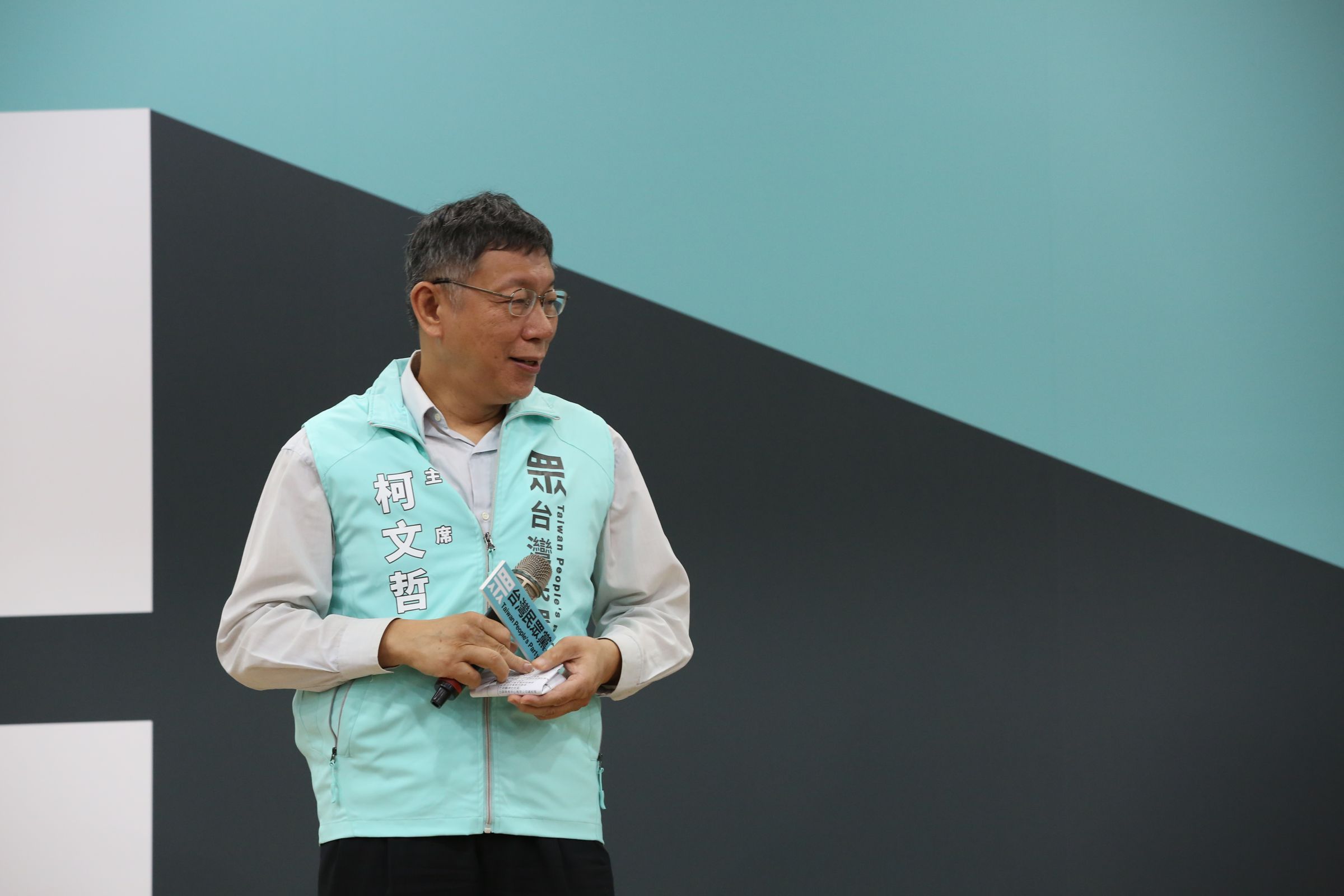 王婉諭今po文呼籲柯文哲,「對於黨內公職涉入廉政事件,你不能再繼續沈默、撇清關係!」(本刊資料照)