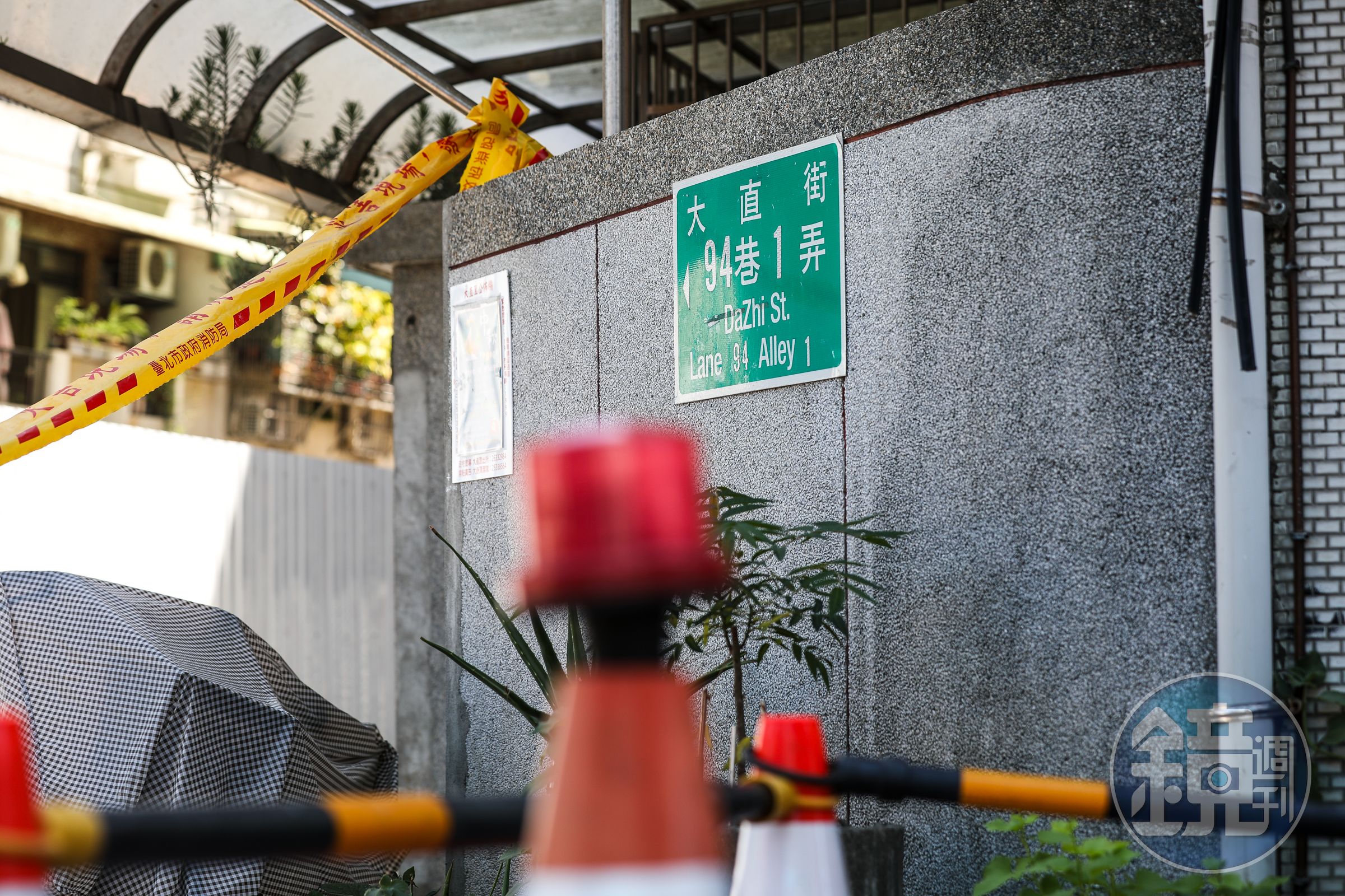 大直民宅坍塌案不只蔣市府被牽連,也掀起綠白口水戰。