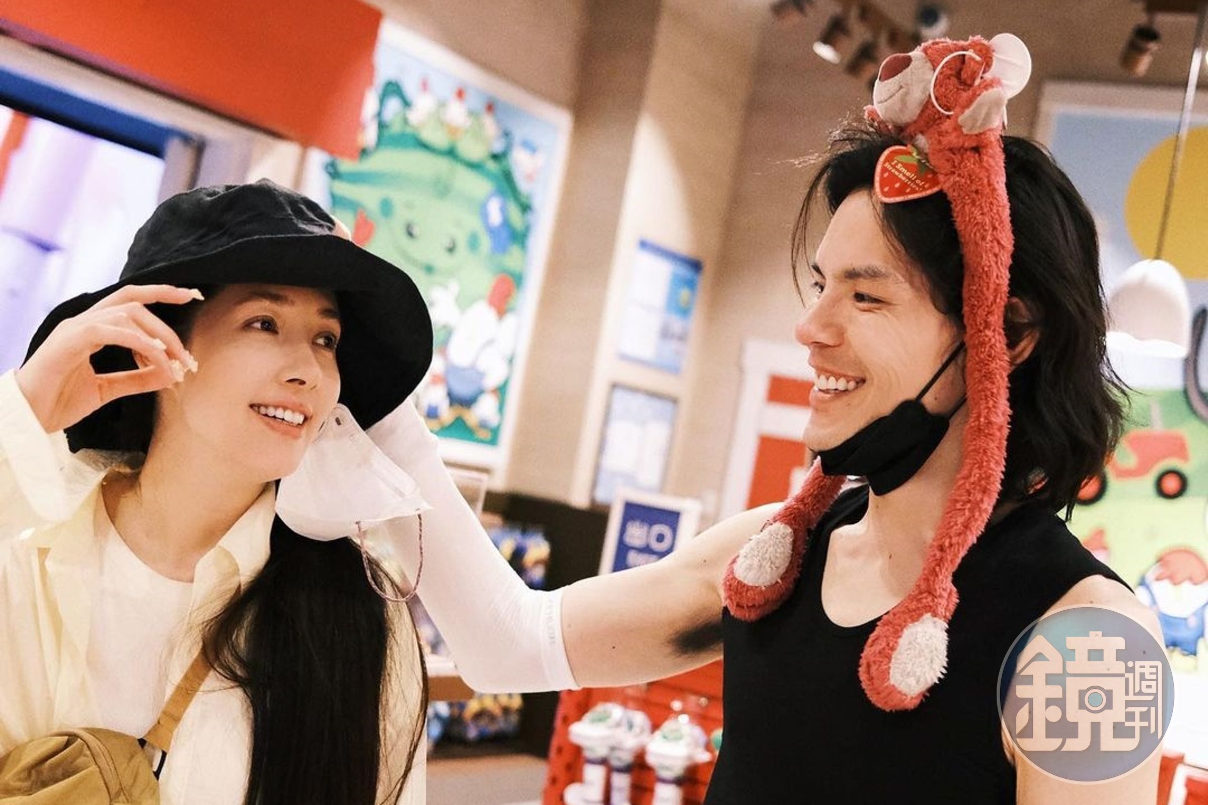 郭碧婷的老公向佐身家百億但不願輕鬆躺平花錢，左為郭碧婷。（翻攝微博）