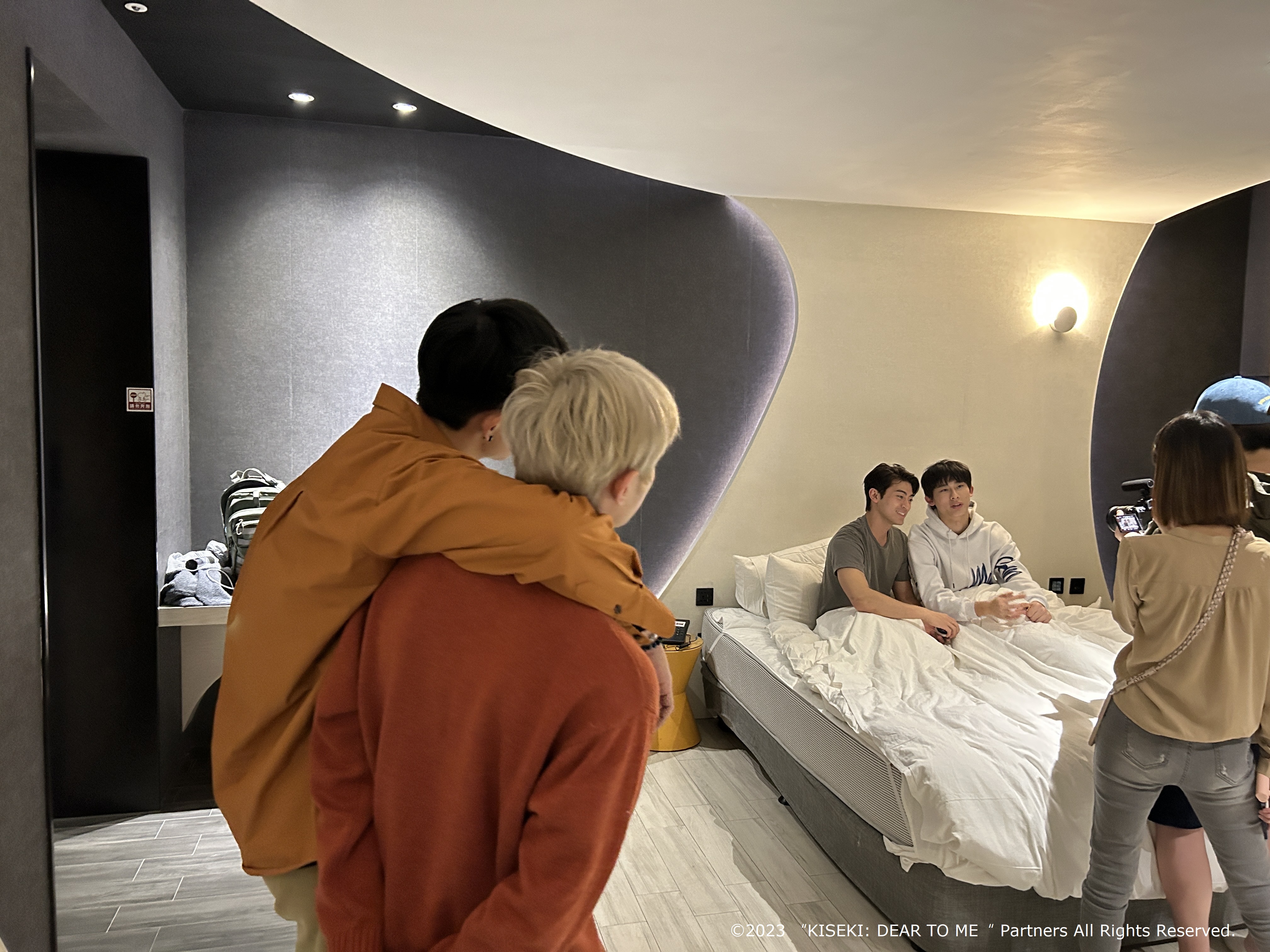 《奇蹟》團隊在拍攝前都會讓演員熟悉彼此,減少正式對戲時的尷尬。(《奇蹟》製作團隊提供)