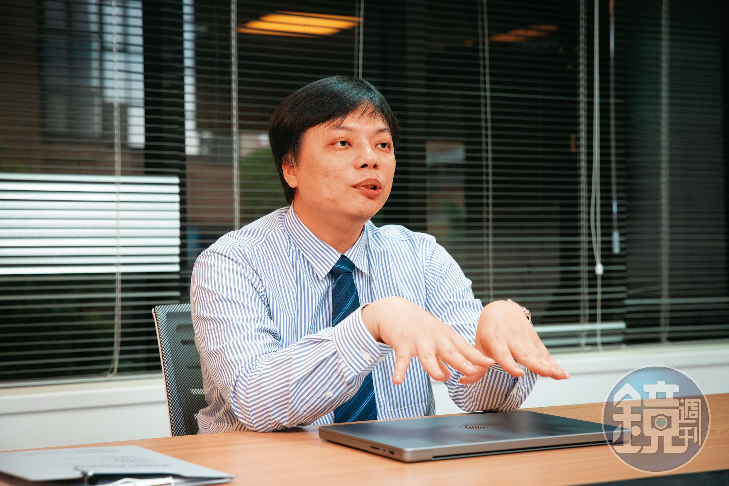 律師陳建州火速變更「受益權人」為買方,再由信託專戶退款,讓泊山妍承購戶仍能取回6成預付款。
