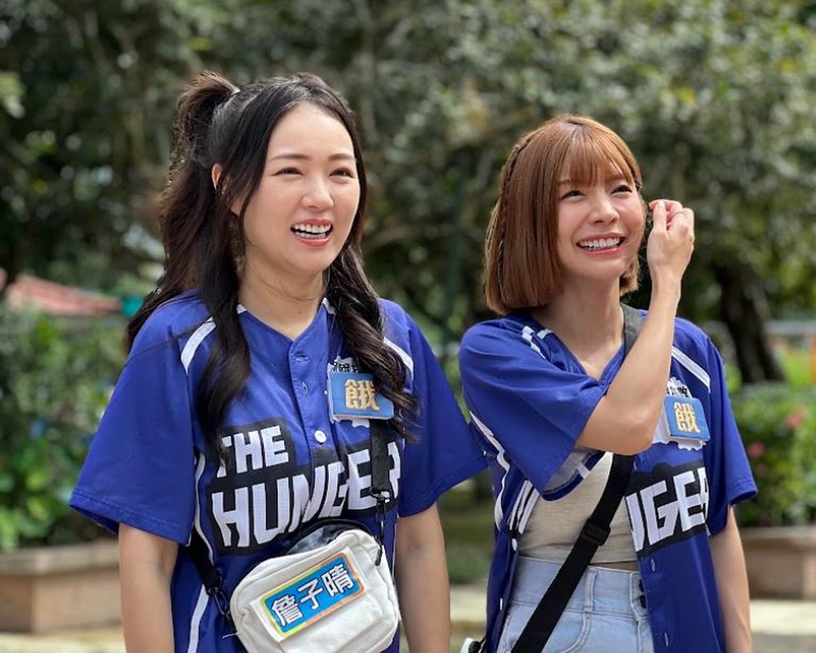 詹子晴（左）上《飢餓遊戲》出外景。（中視提供）