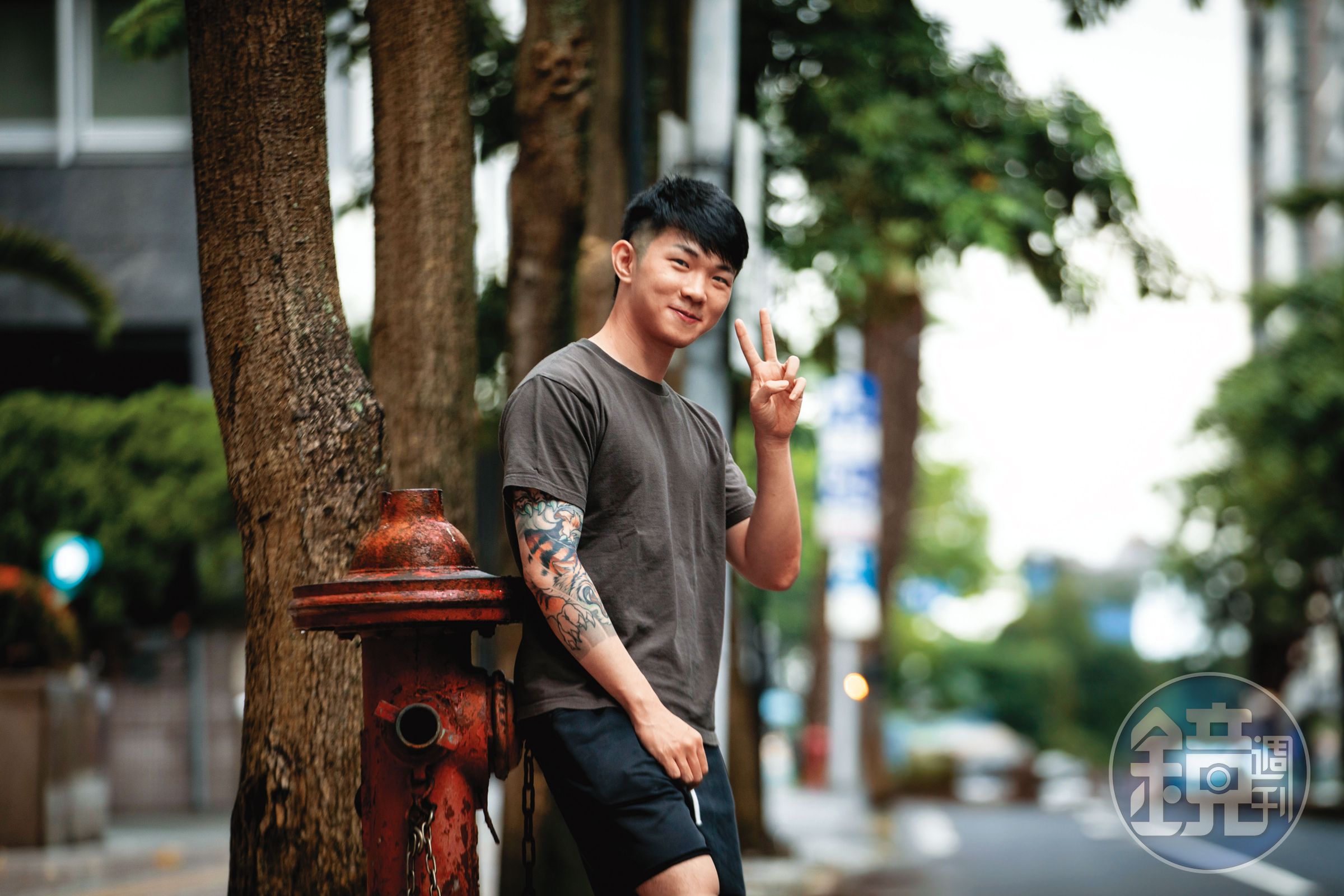 31歲的黃山料日前在台北購屋,事業有成,但言行舉止仍保有少年習性。