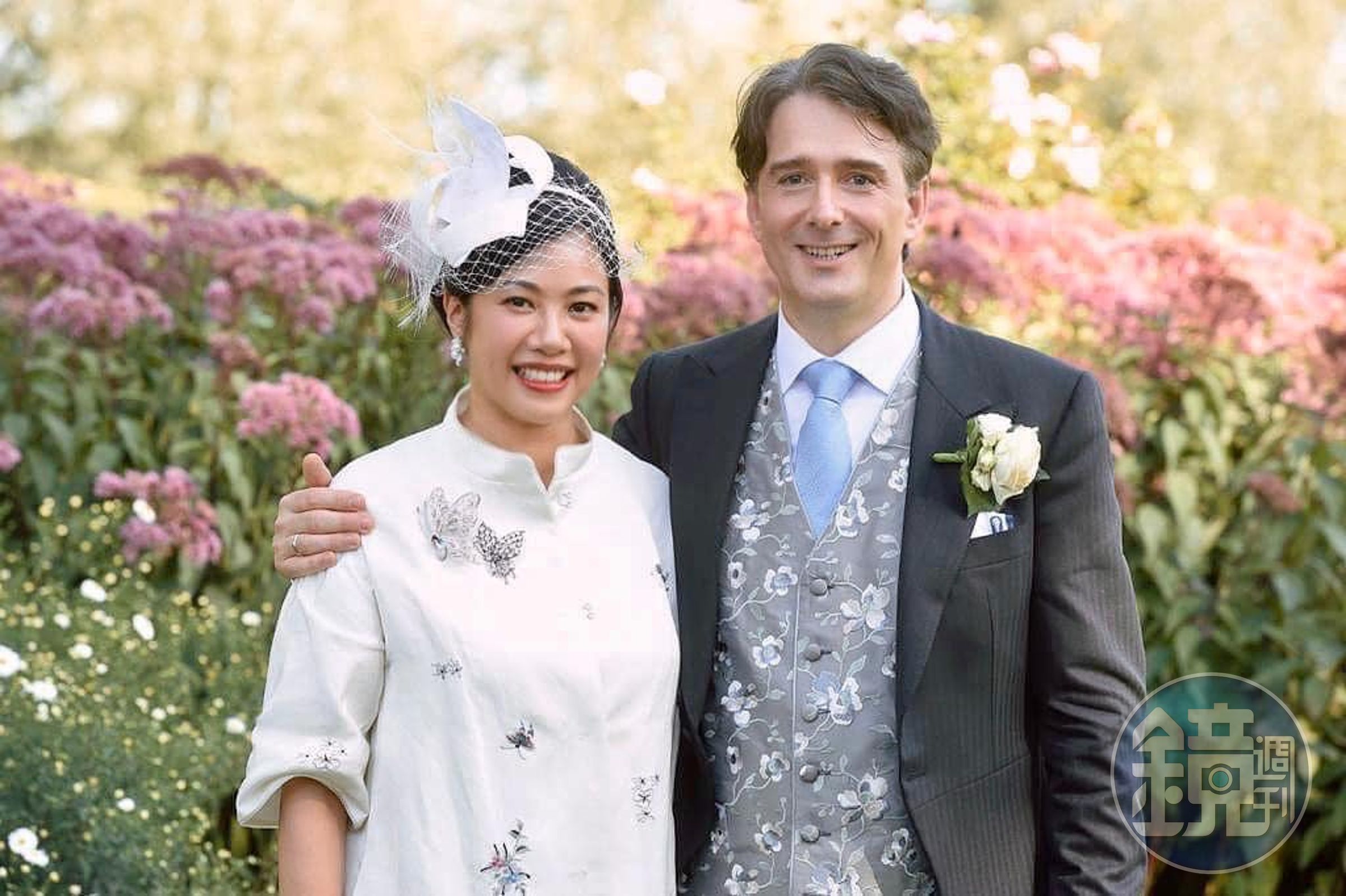 新光公主吳欣盈上週末於比利時完成補婚,今天在臉書報喜。(翻攝自立法委員吳欣盈臉書)