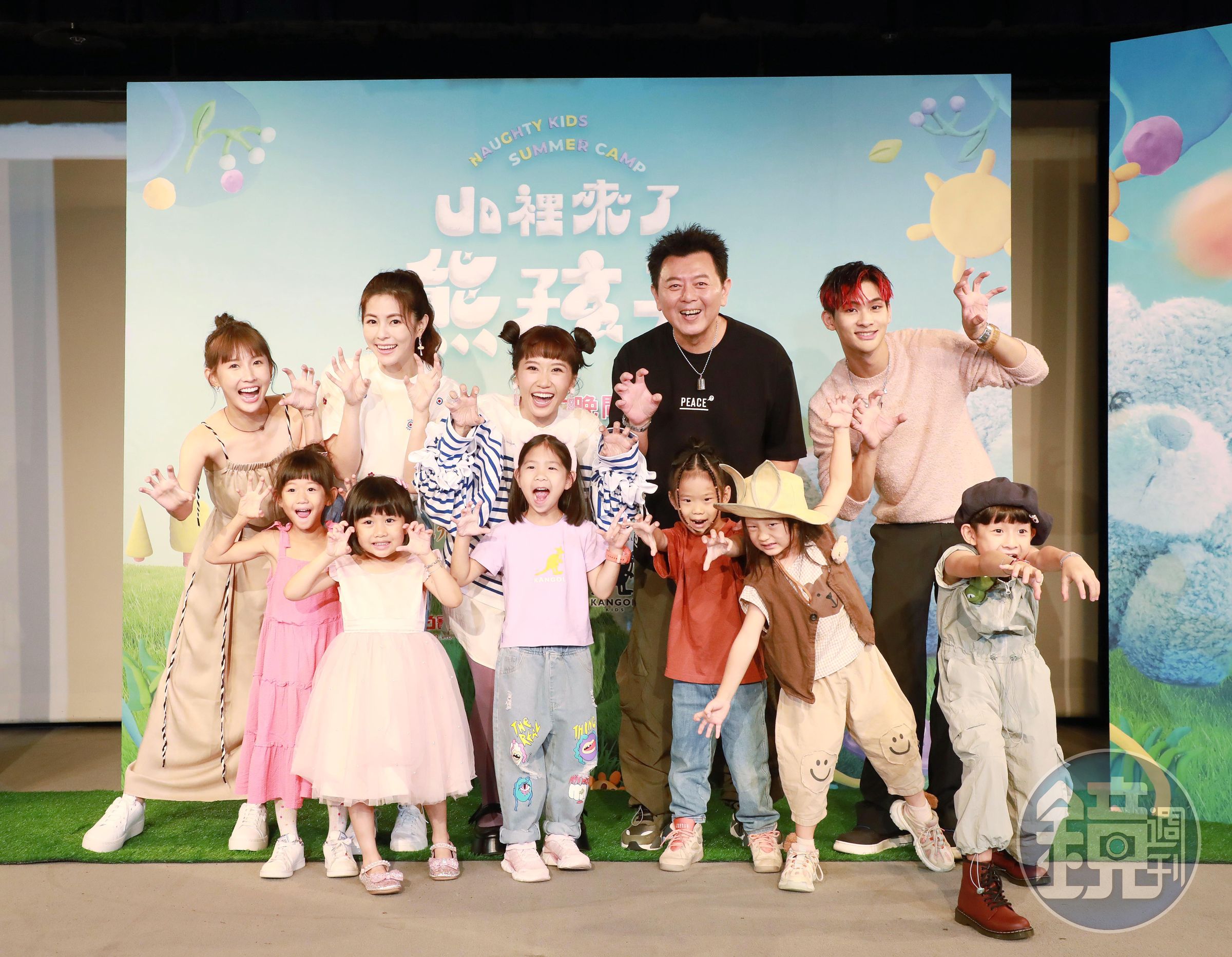 粿粿、任容萱、Lulu、庹宗康、夏浦洋出席《山裡來了熊孩子》首映會。（東森提供）