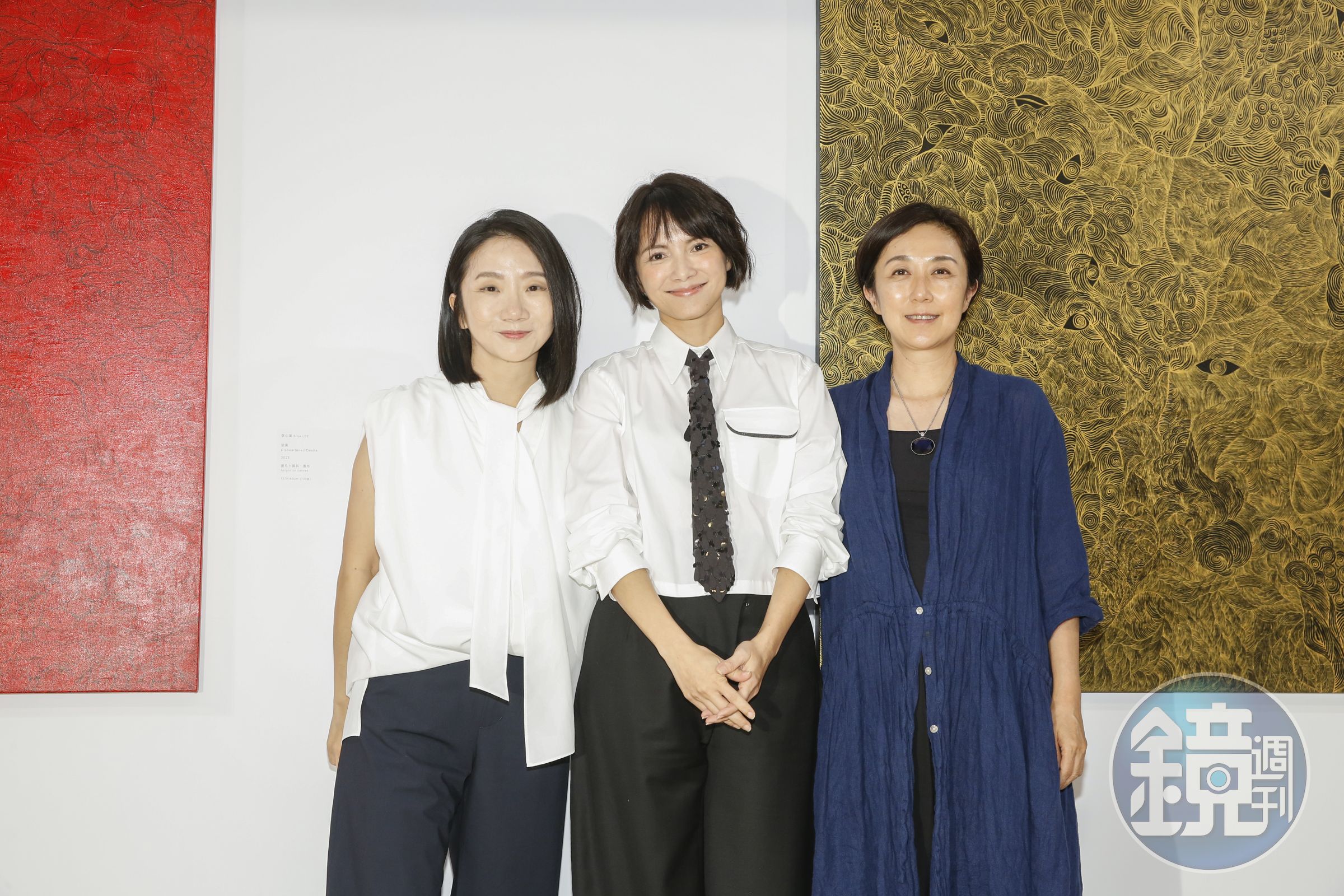 陶晶瑩（左）和黃韻玲（右）前來捧場李心潔個人畫展。